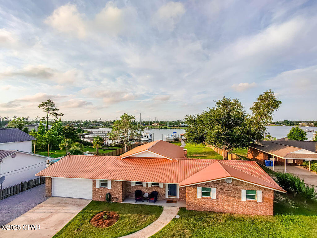 main property photo 58