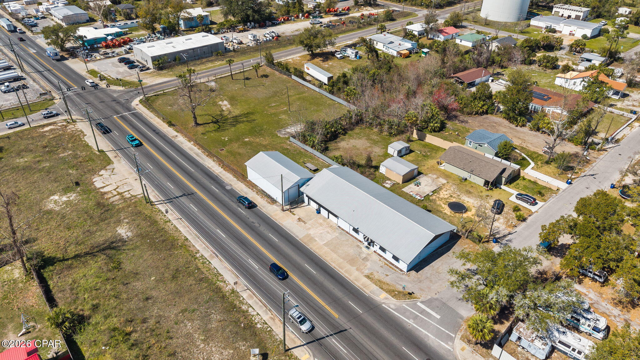 main property photo 28