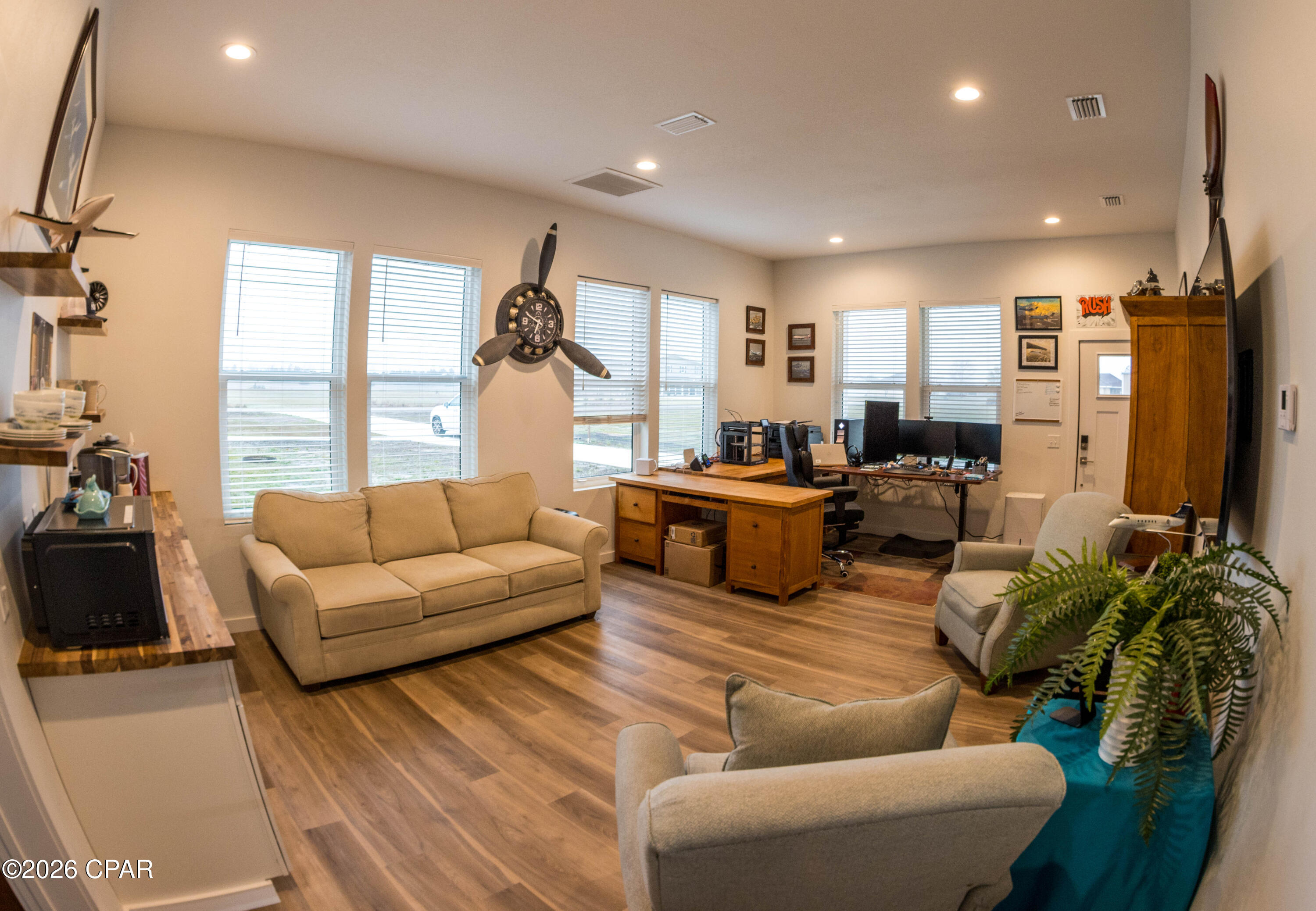 main property photo 26
