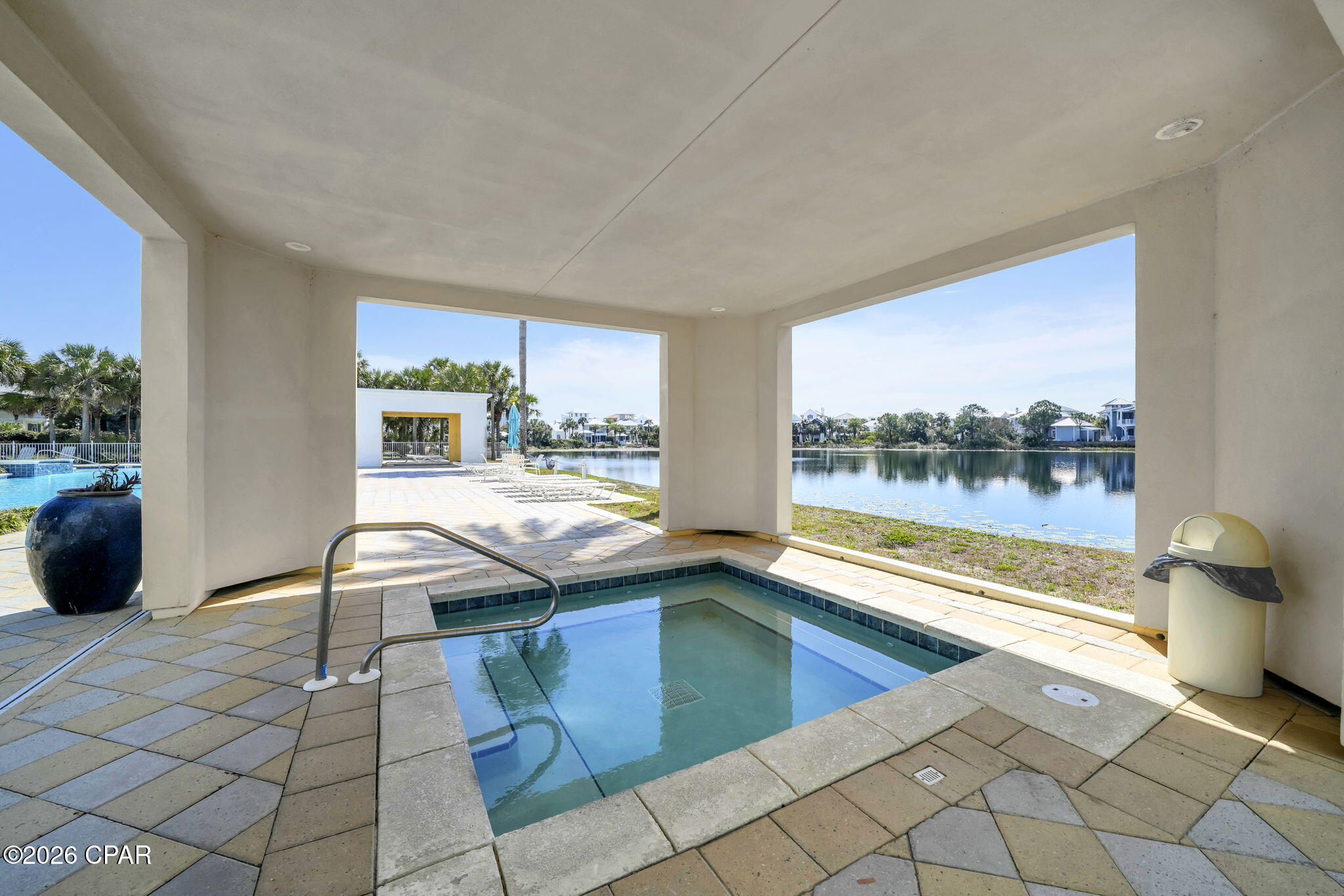 main property photo 32