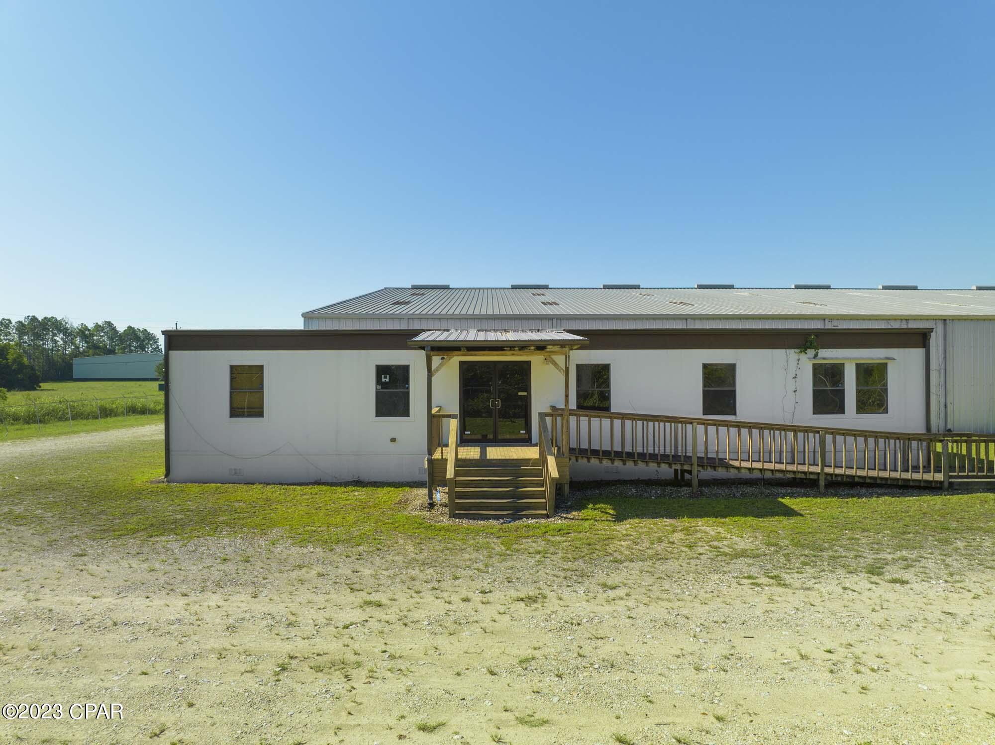 main property photo 9