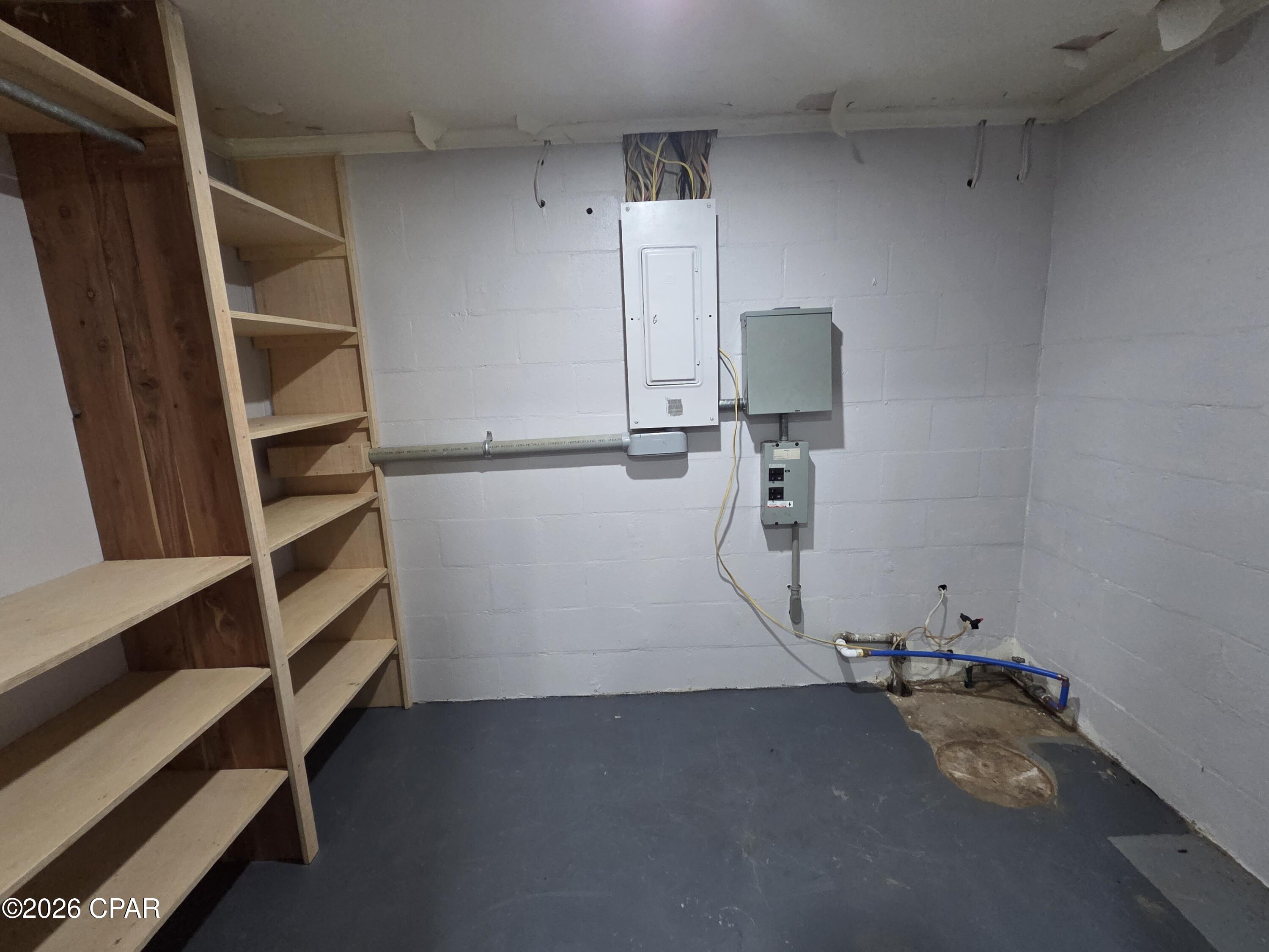 main property photo 10
