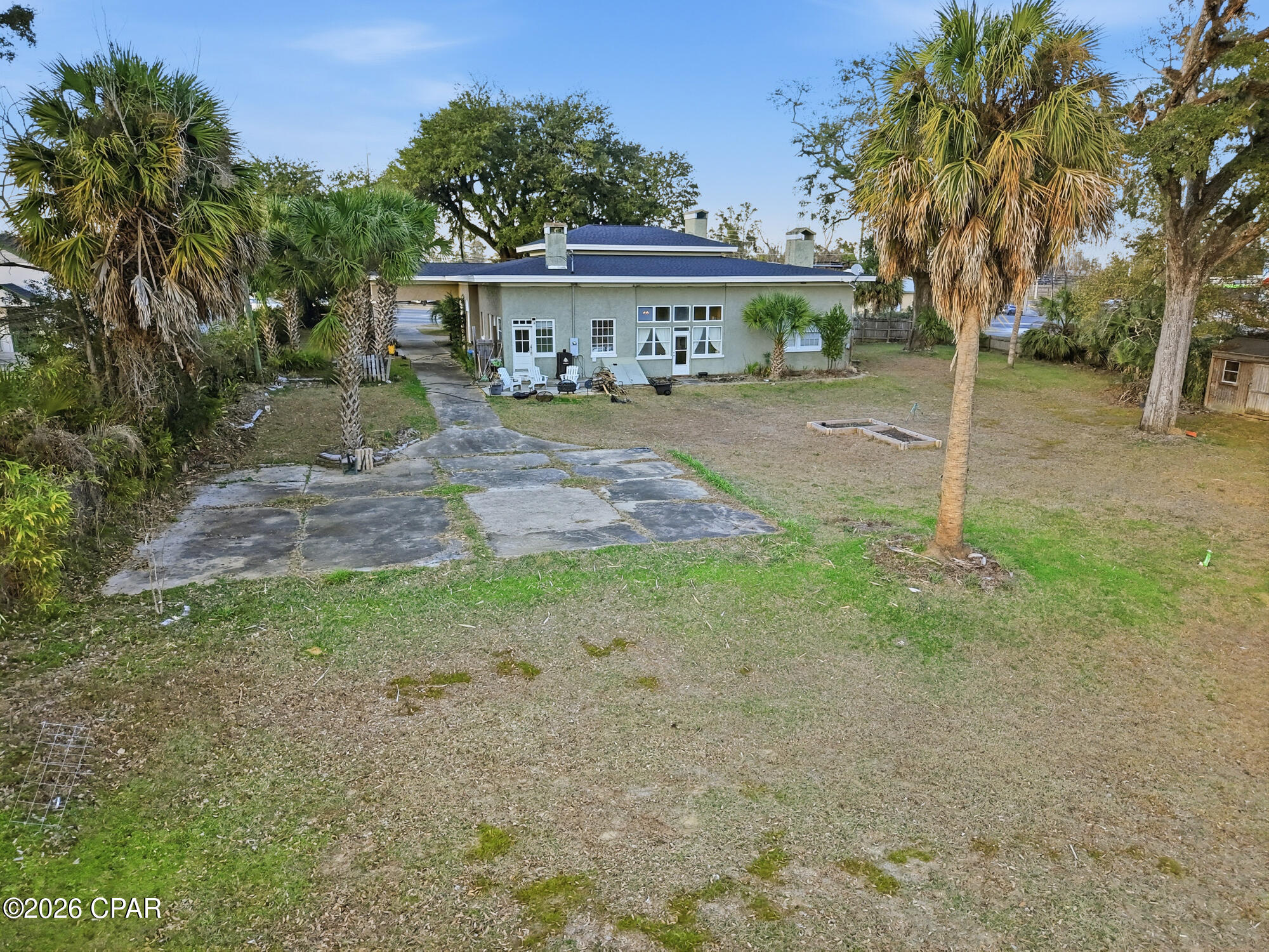 main property photo 17