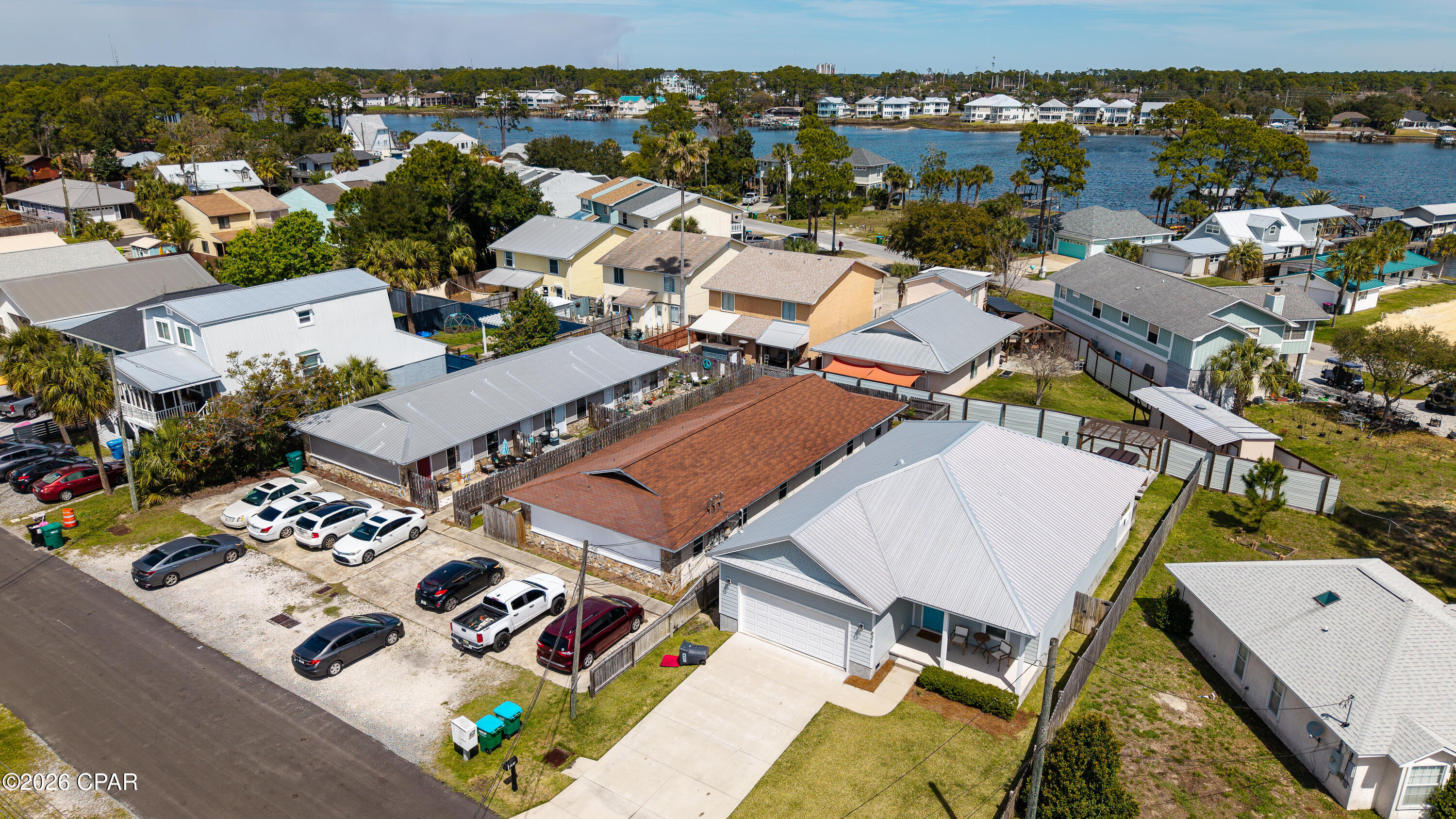 main property photo 33
