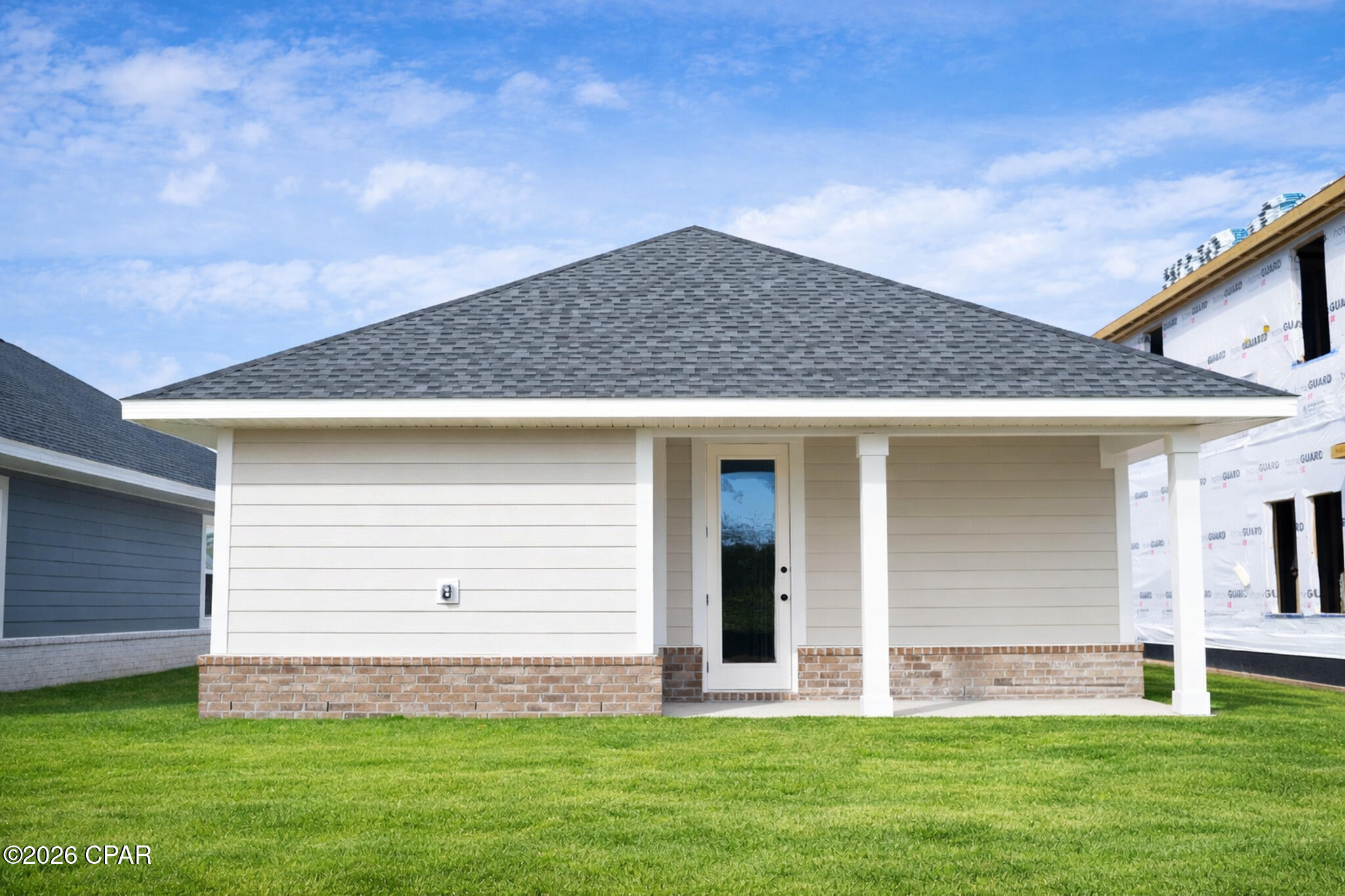 main property photo 17