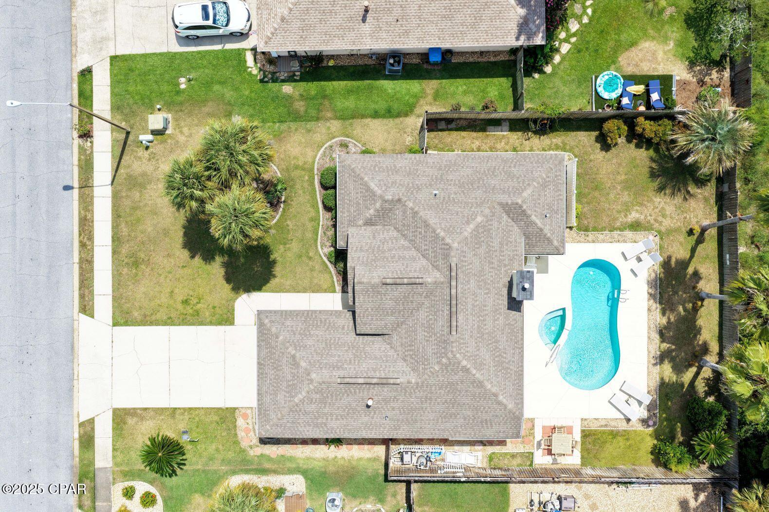 main property photo 41