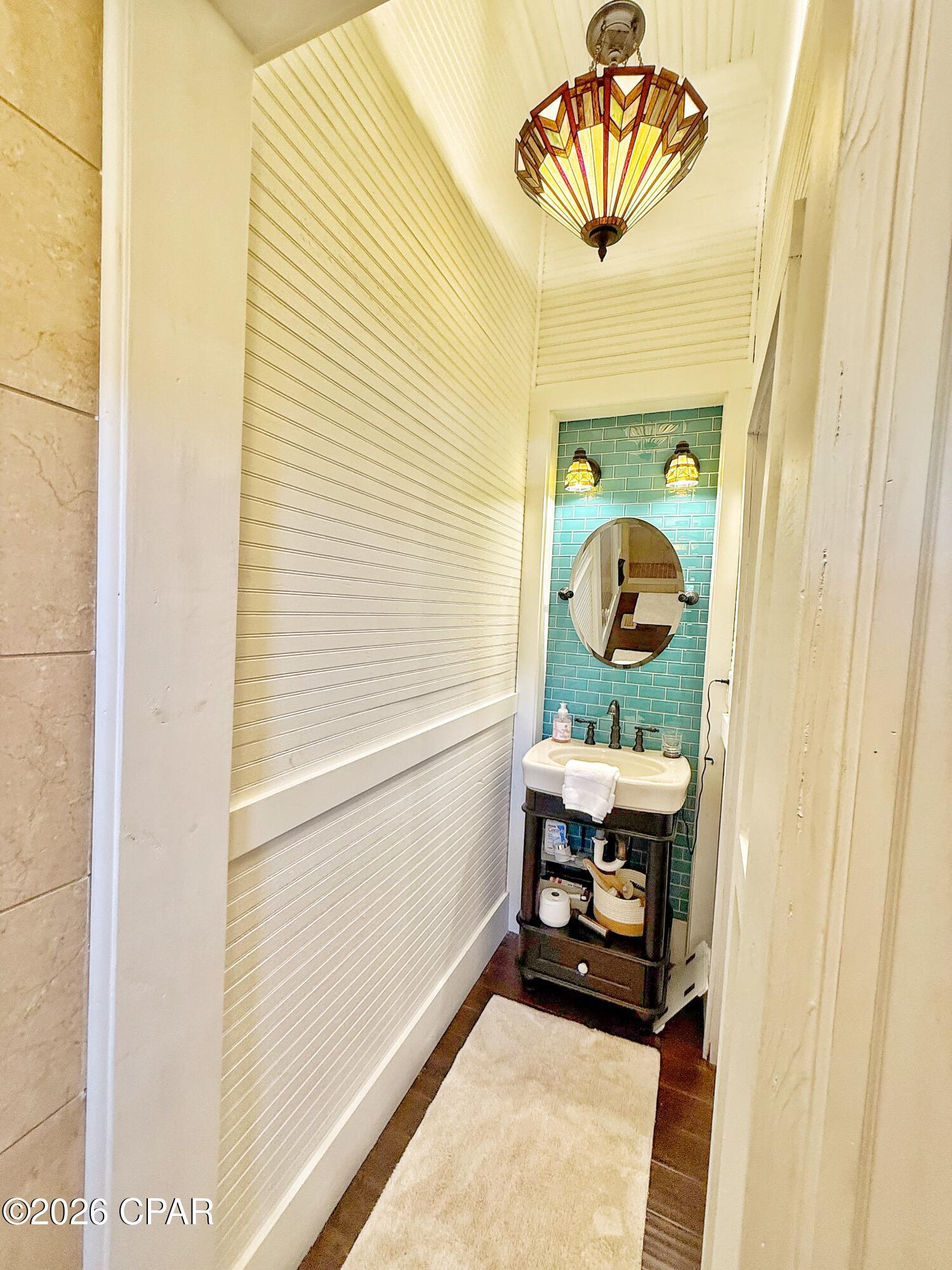 main property photo 23