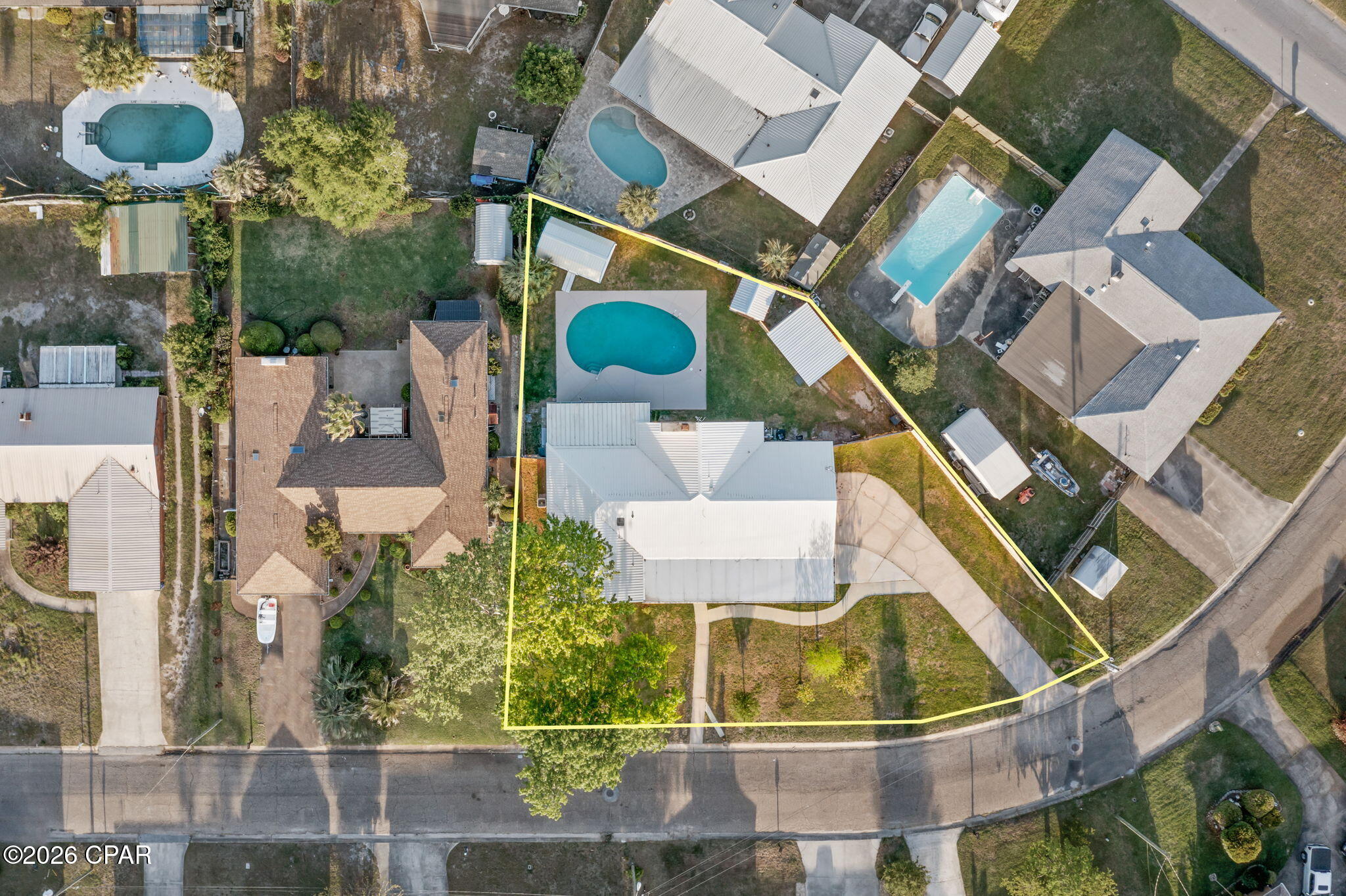 main property photo 41