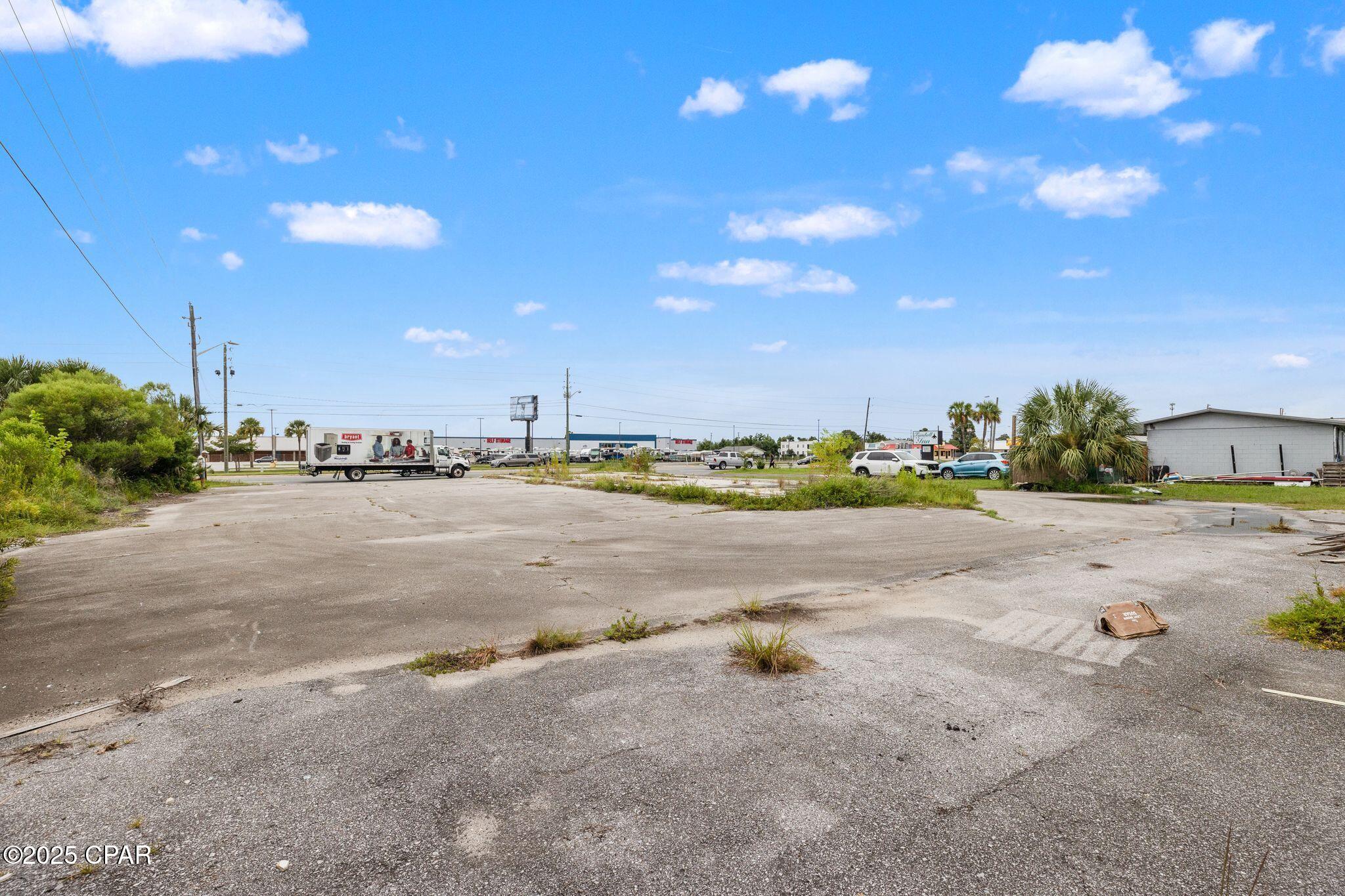 main property photo 19