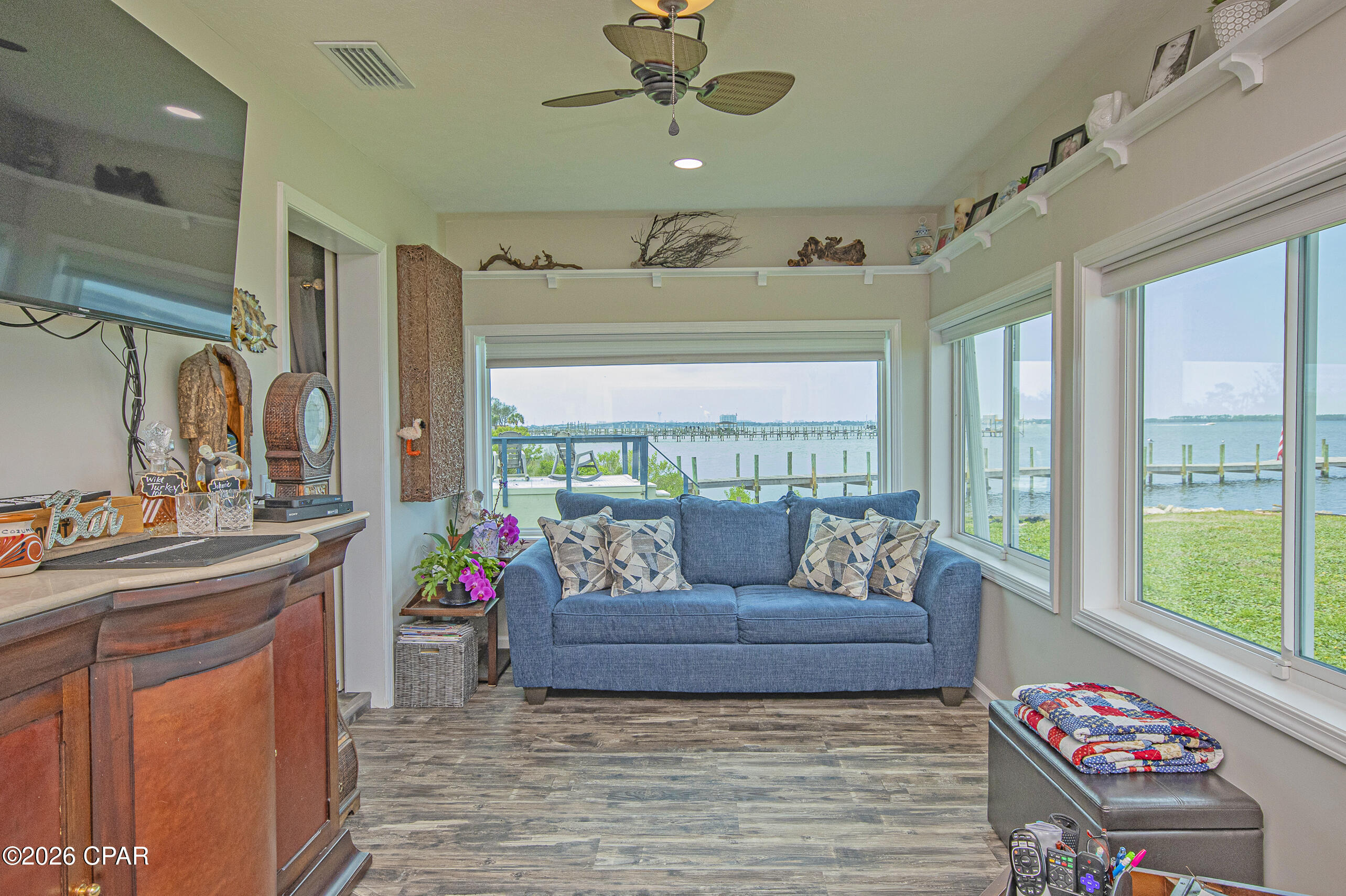 main property photo 78