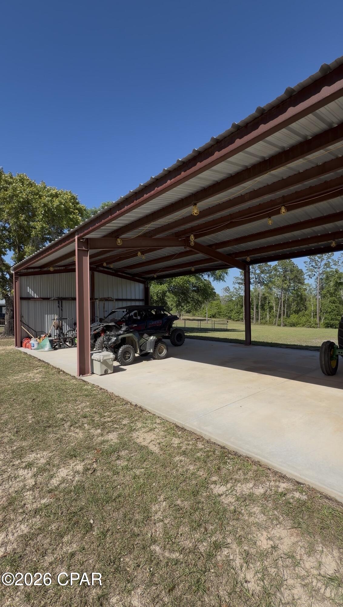 main property photo 8