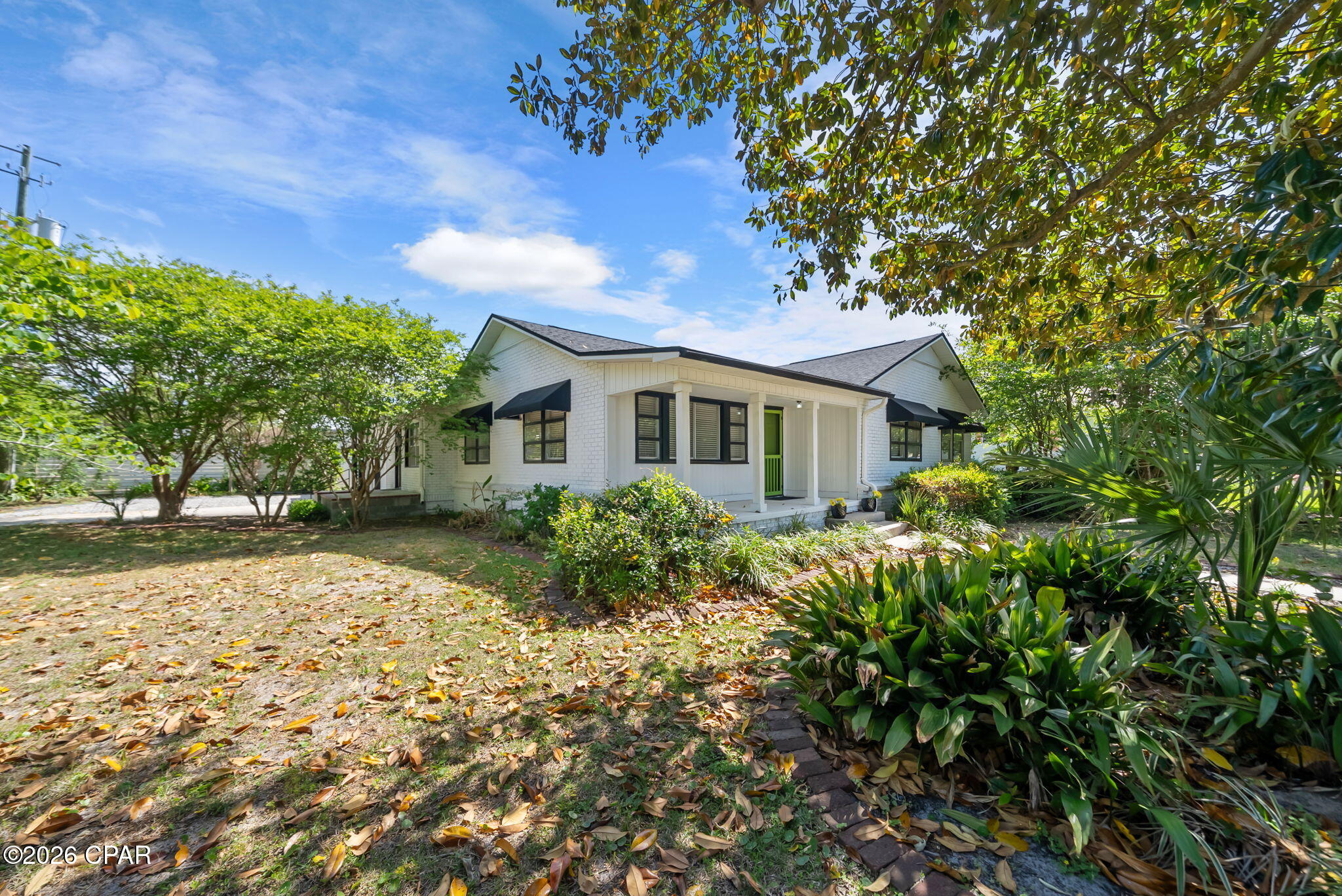 main property photo 33
