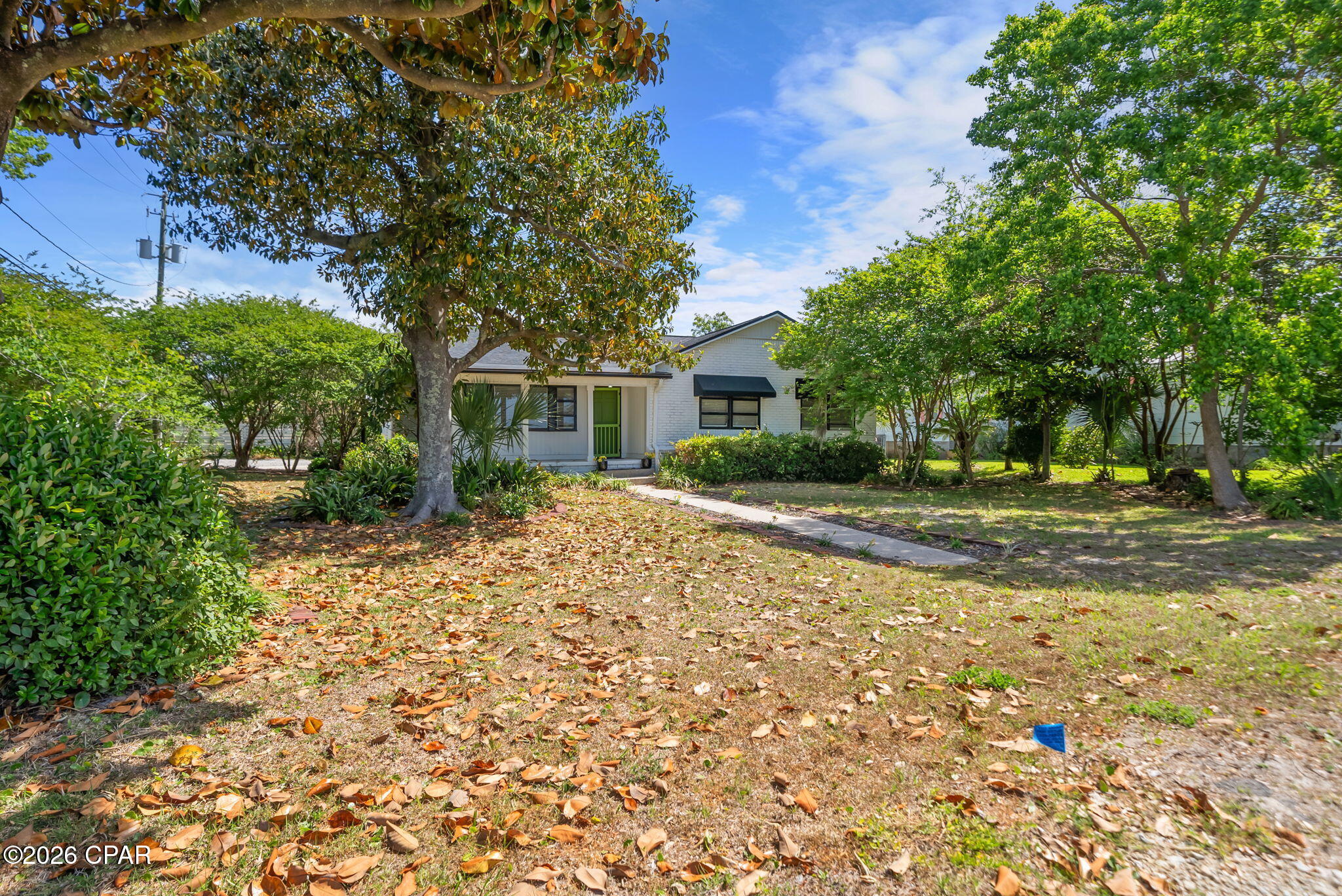 main property photo 37