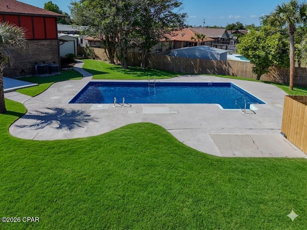 main property photo 40