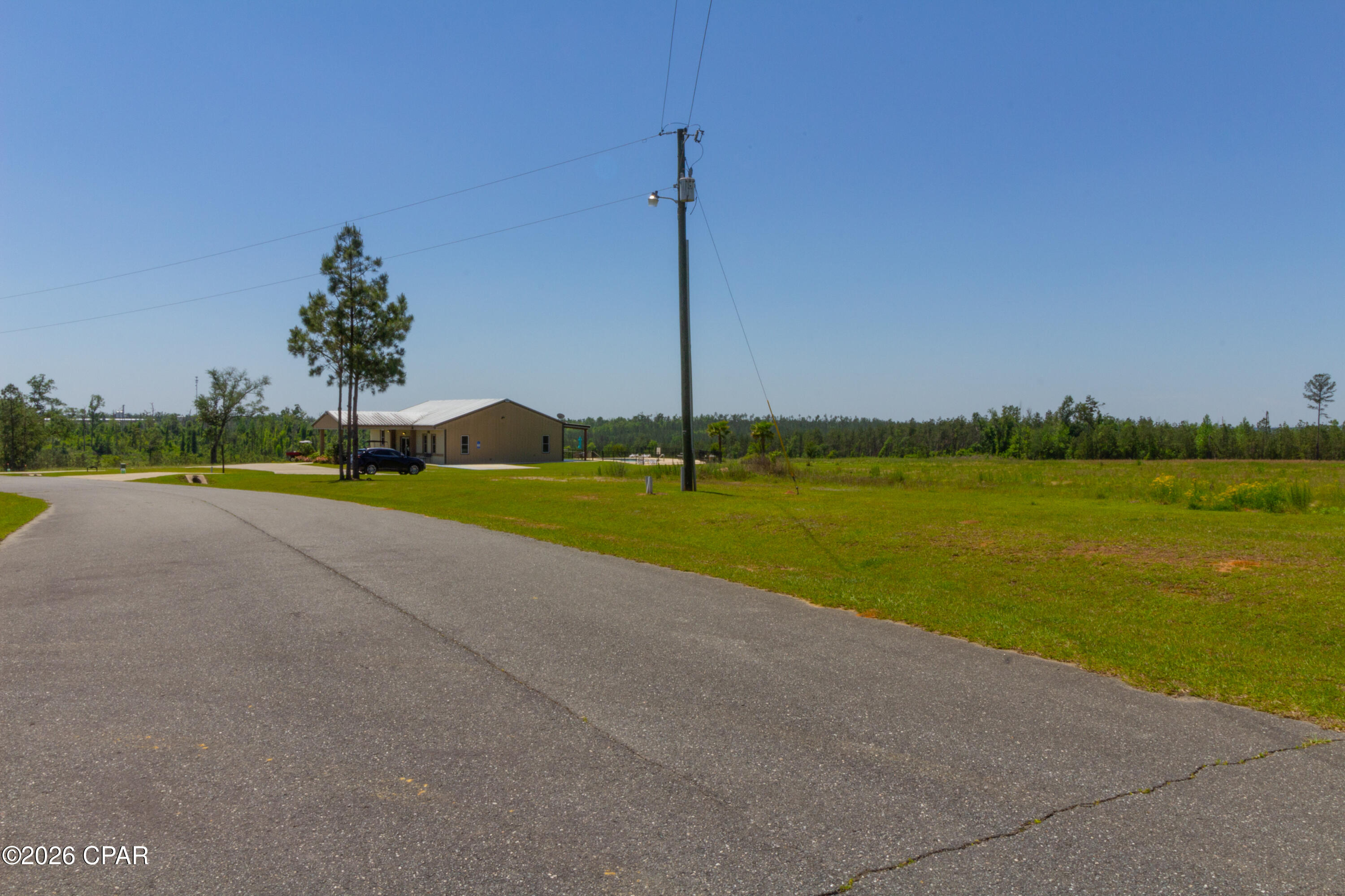 main property photo 12