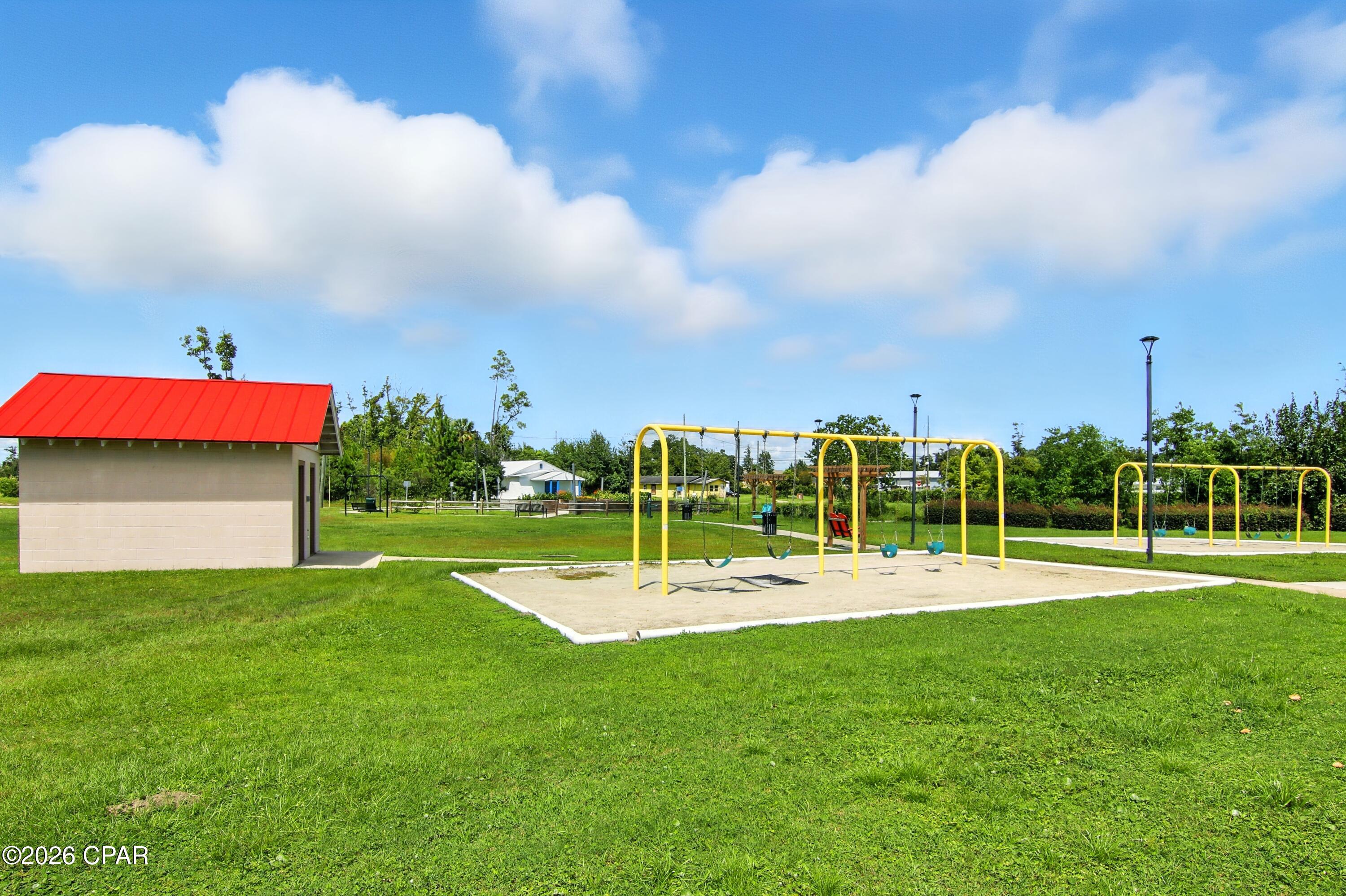 main property photo 19