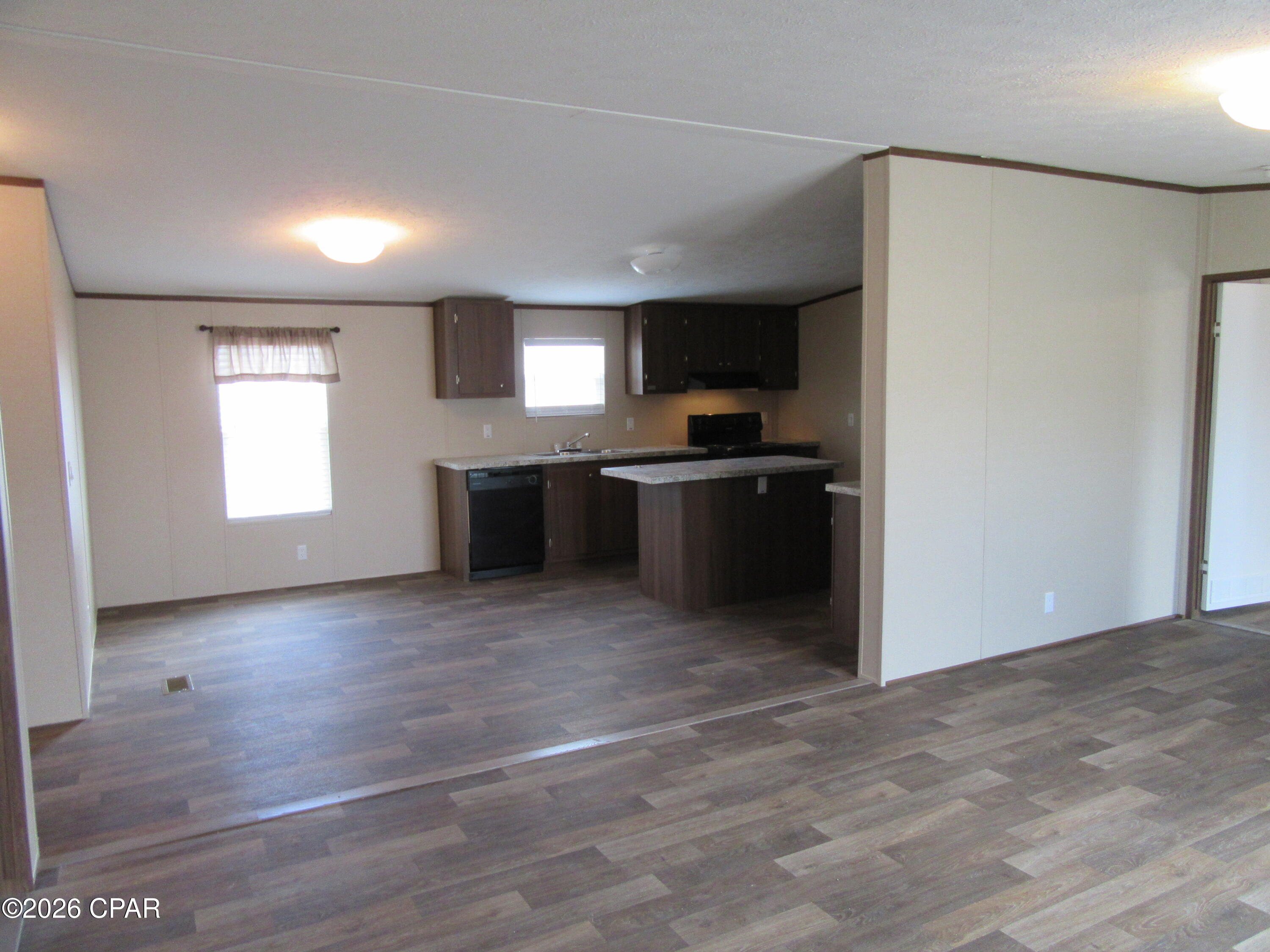 property viewer photo 4