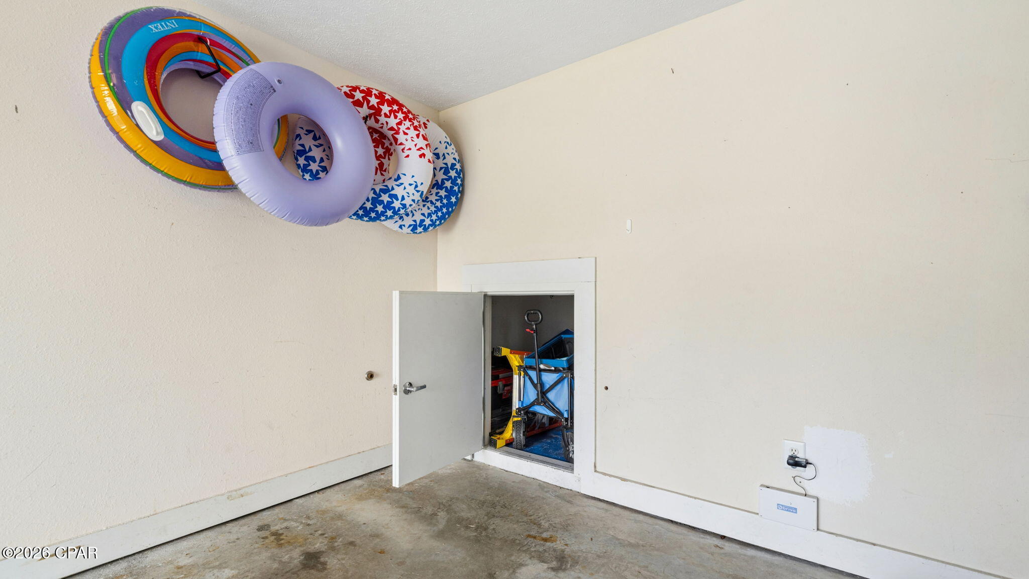 main property photo 57