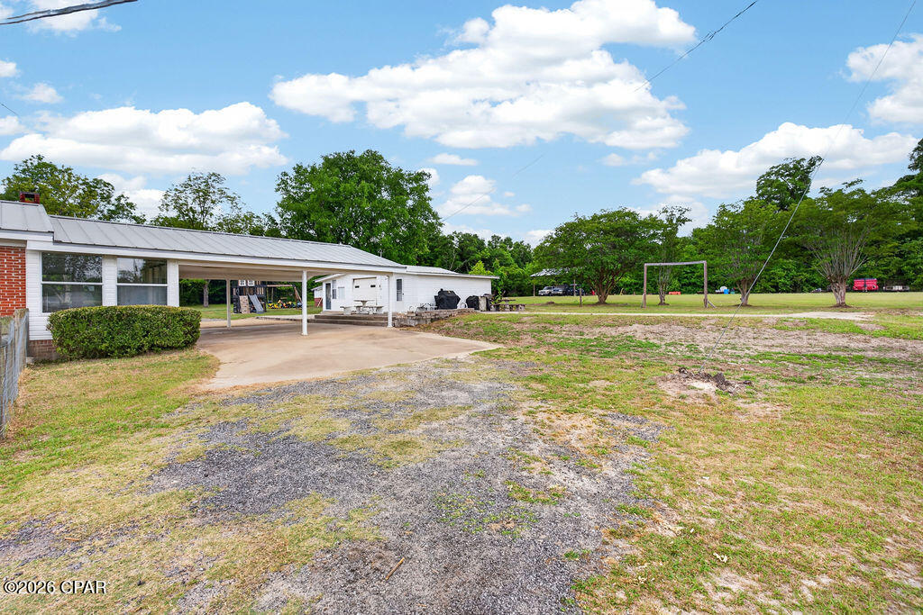 main property photo 45