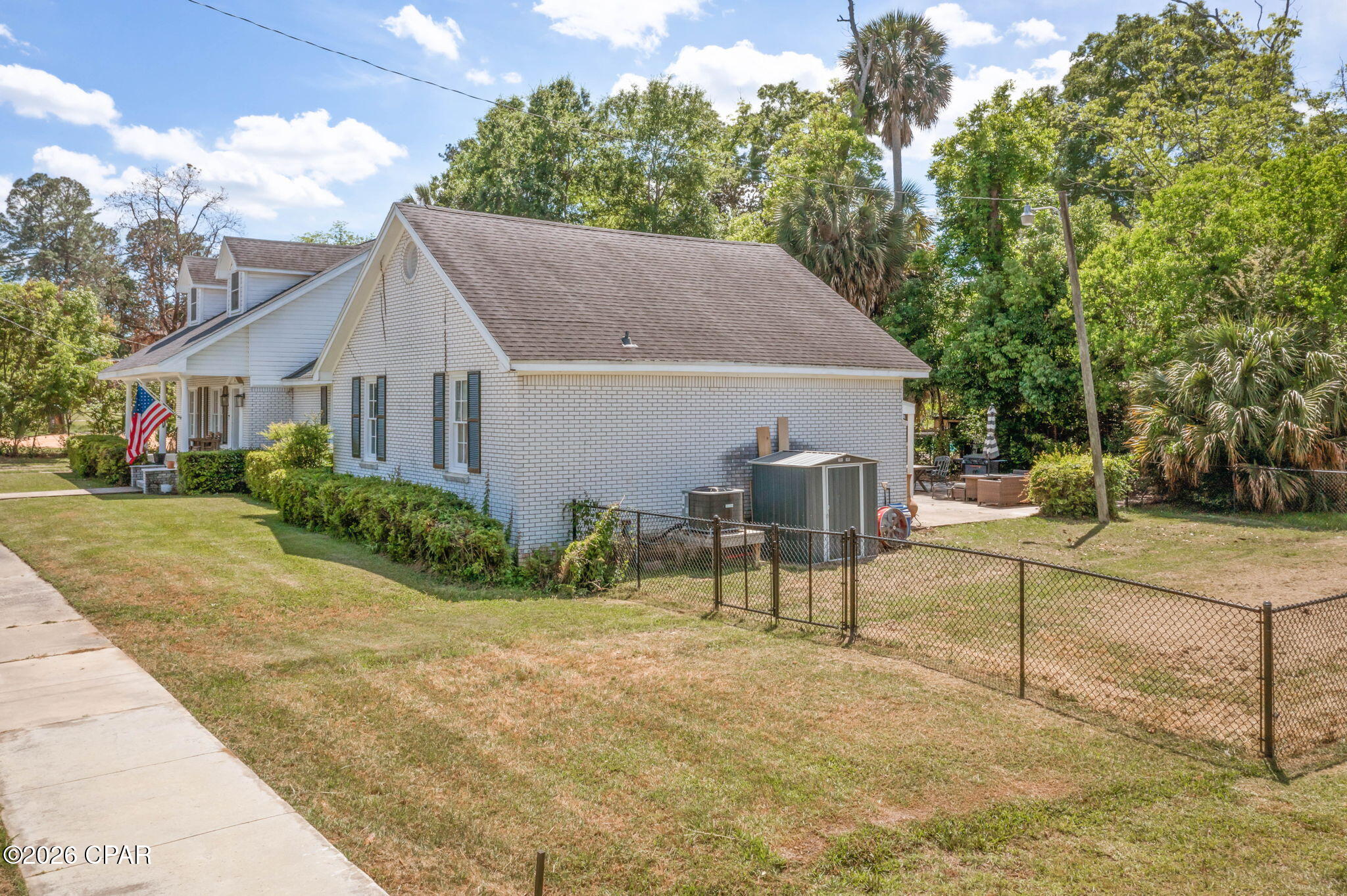 main property photo 39
