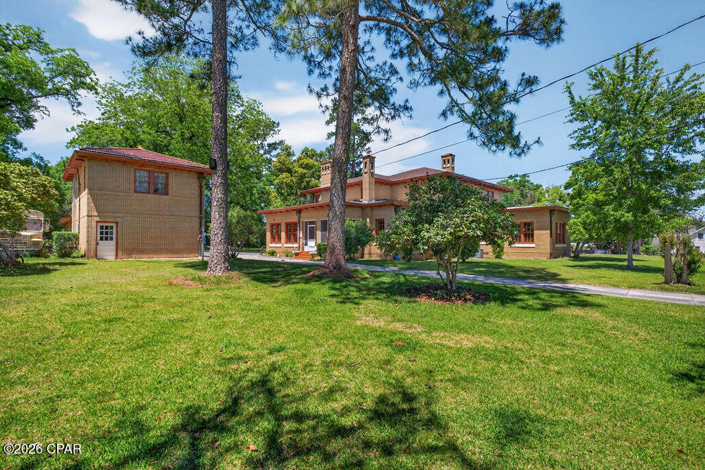 main property photo 79