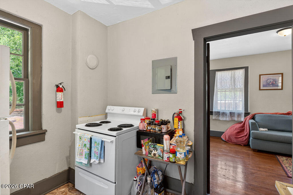 main property photo 59