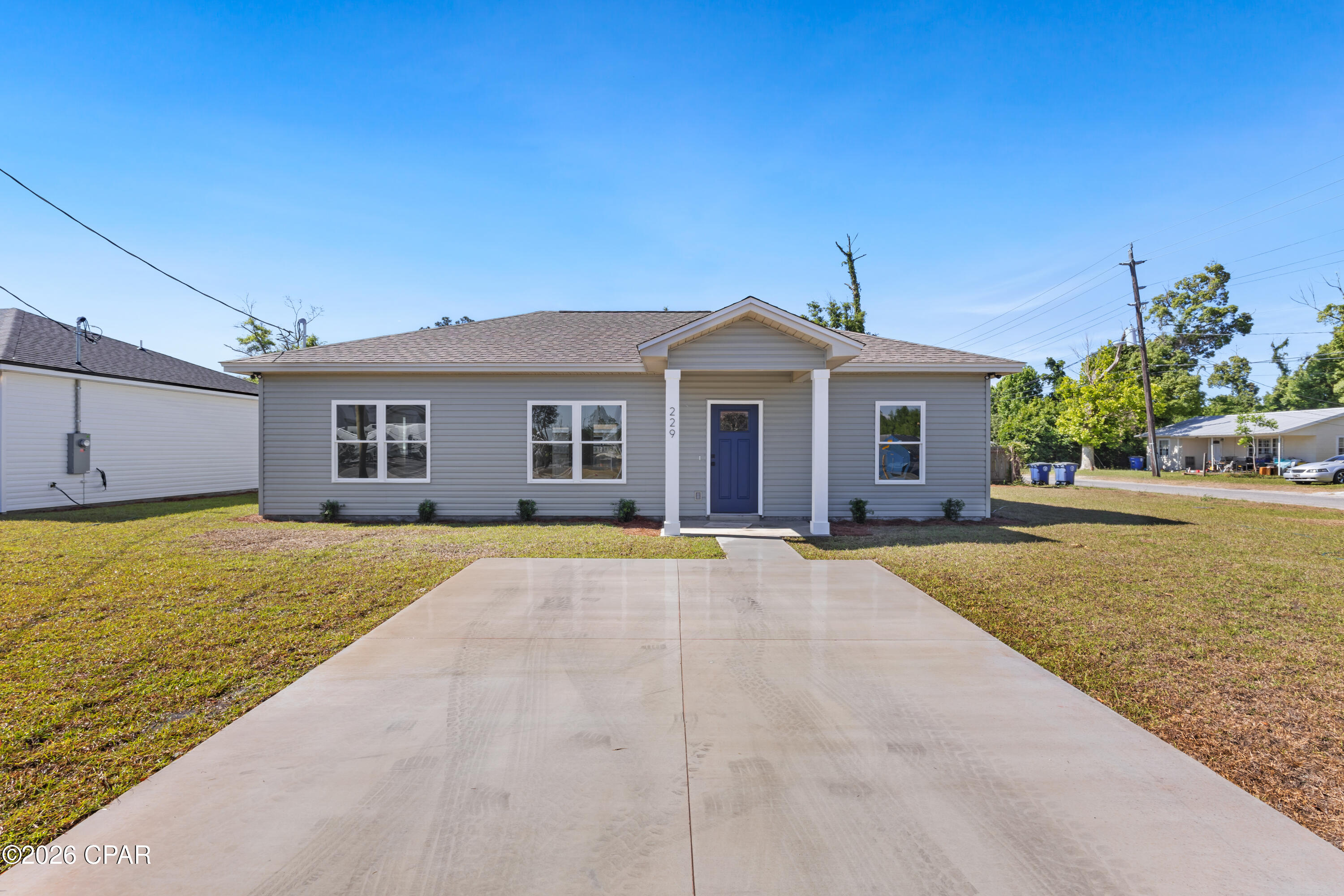 main property photo 15