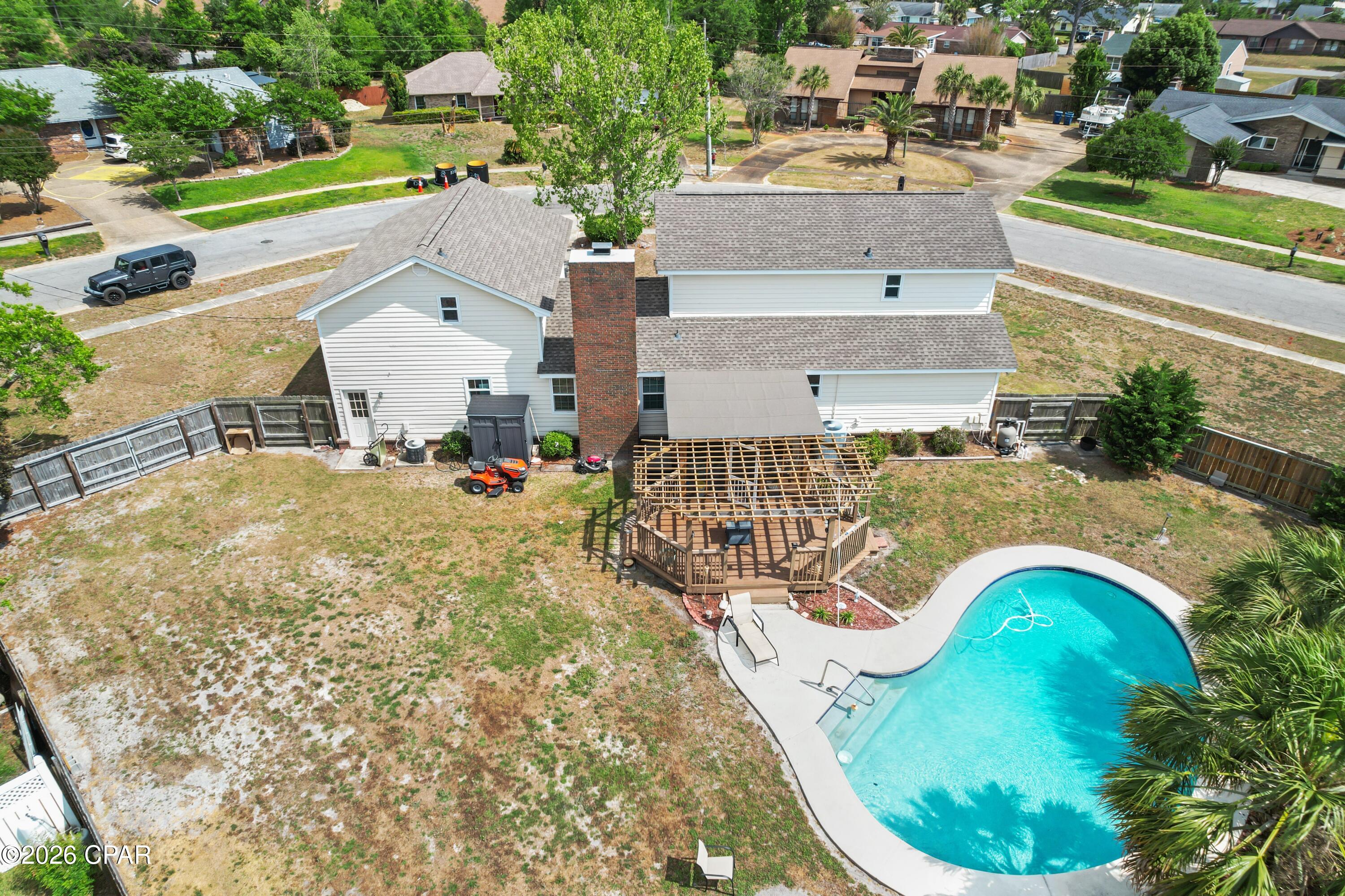 main property photo 25