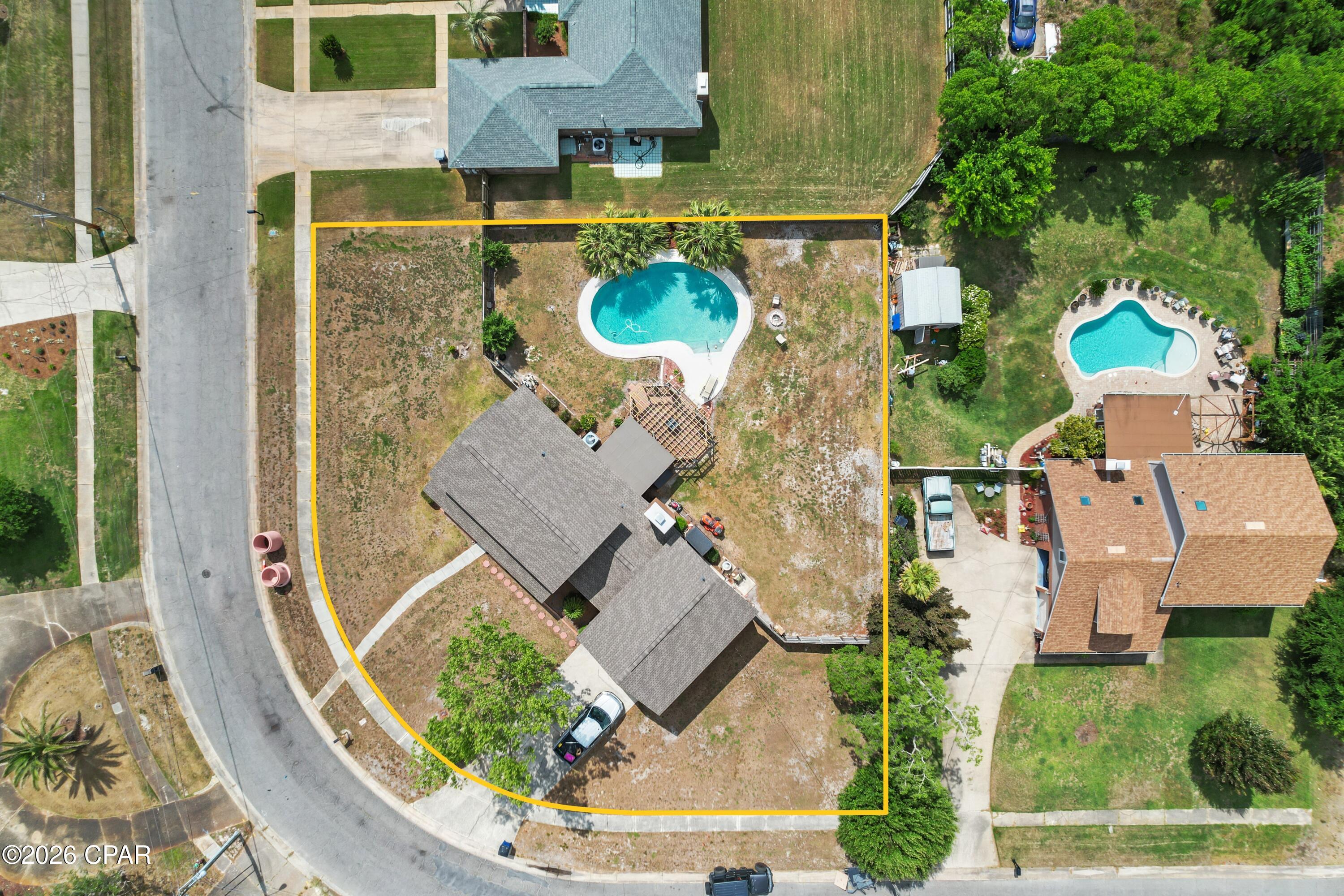 main property photo 26