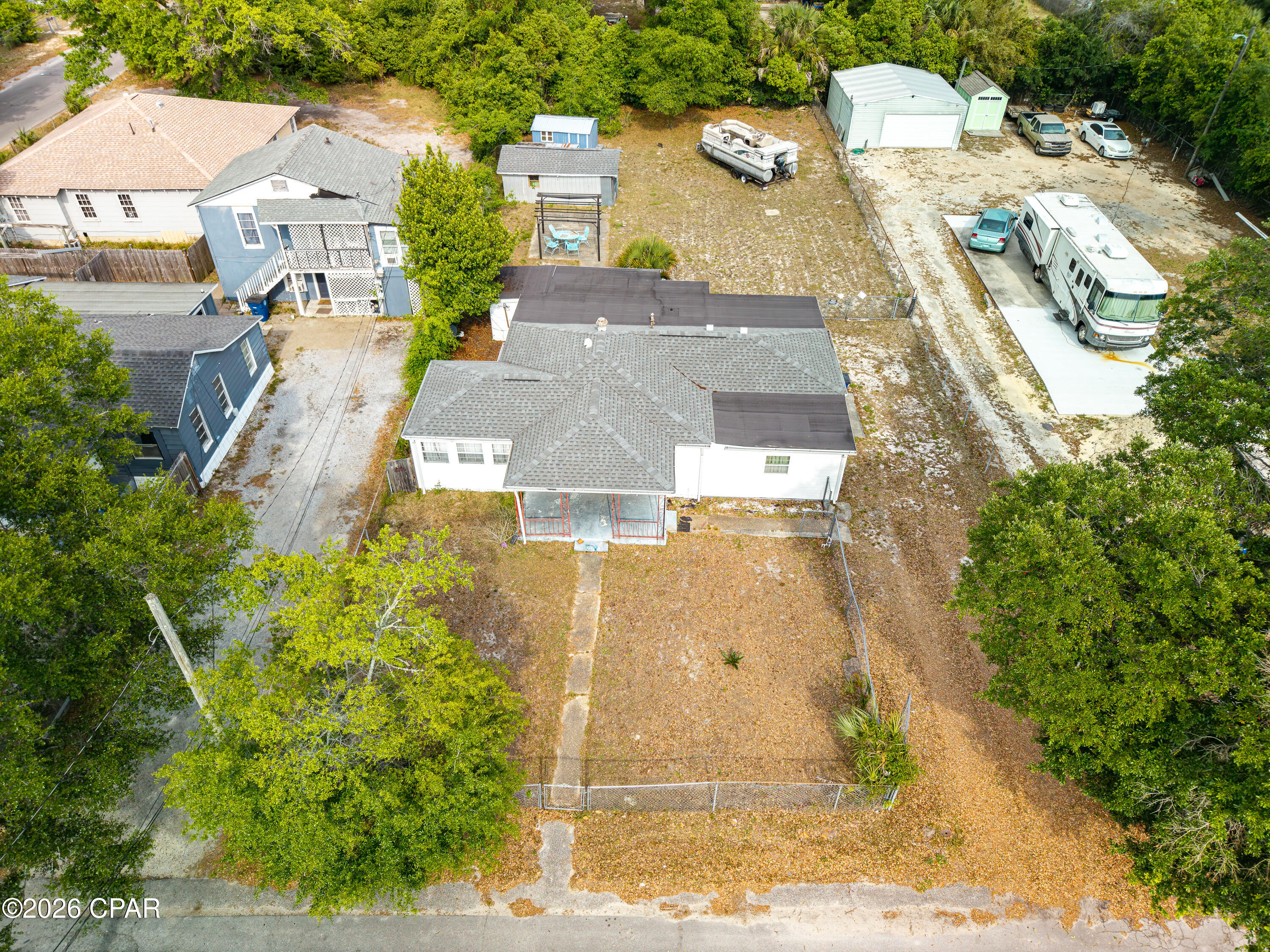 main property photo 41