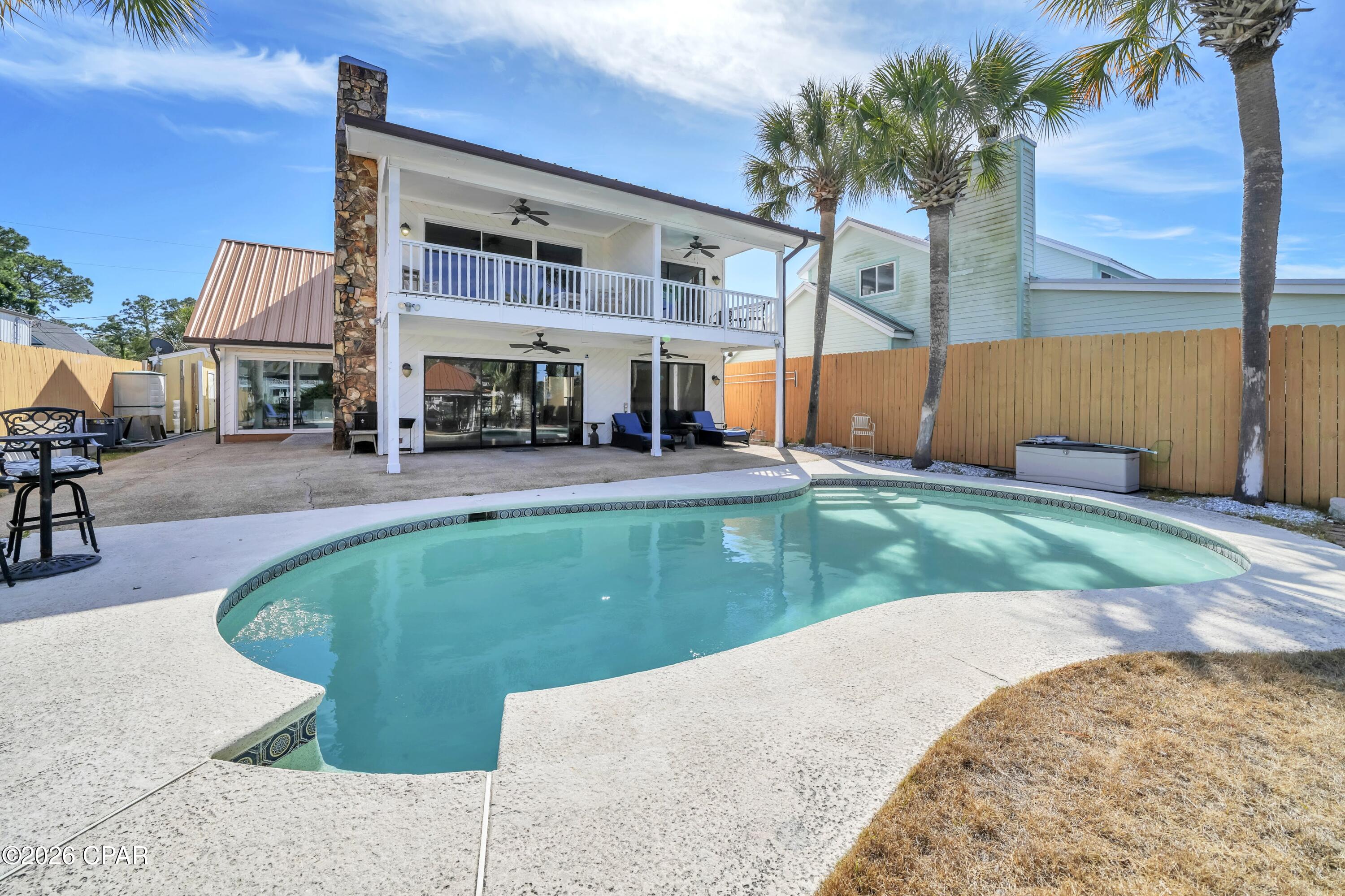 main property photo 23