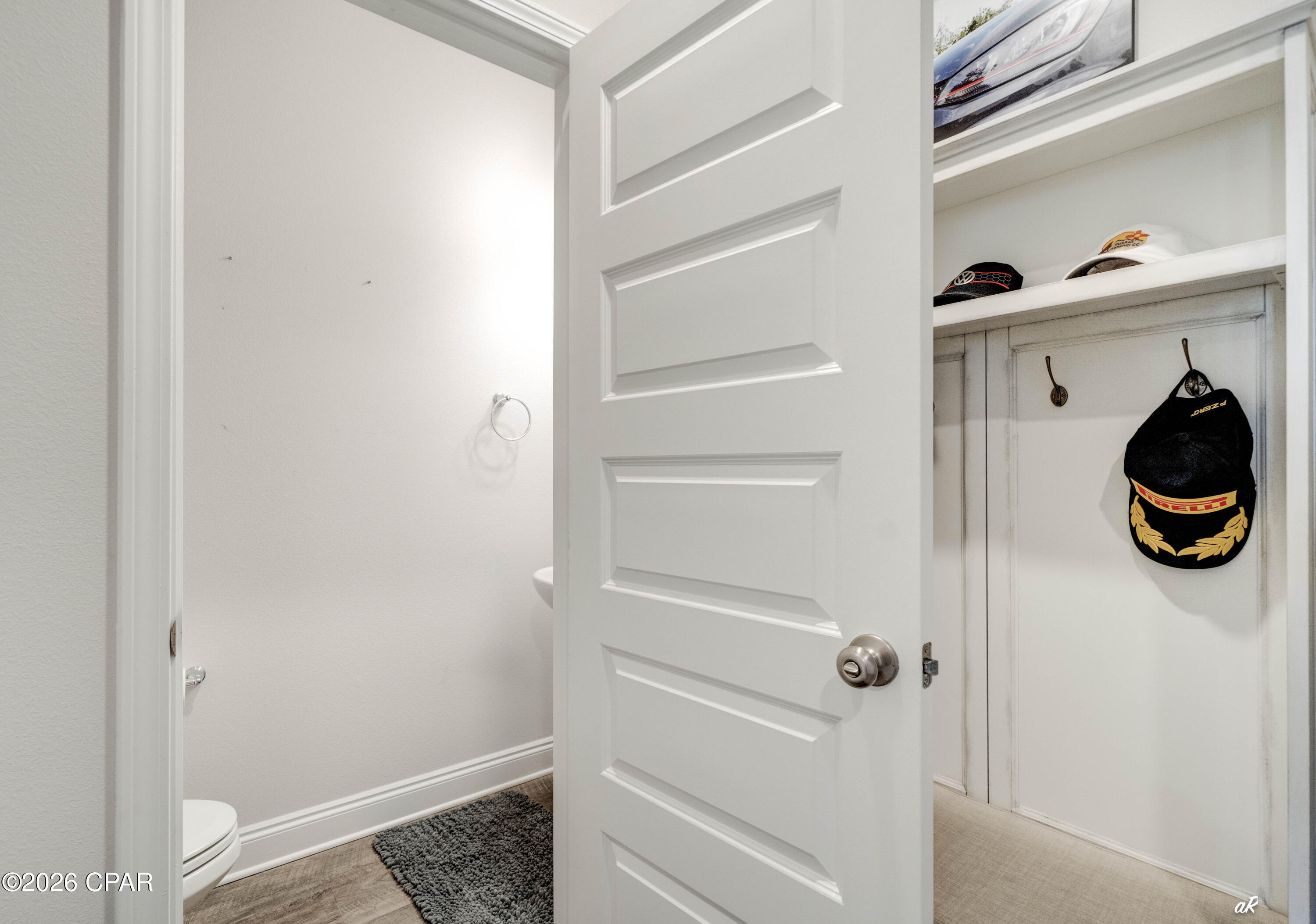 main property photo 23