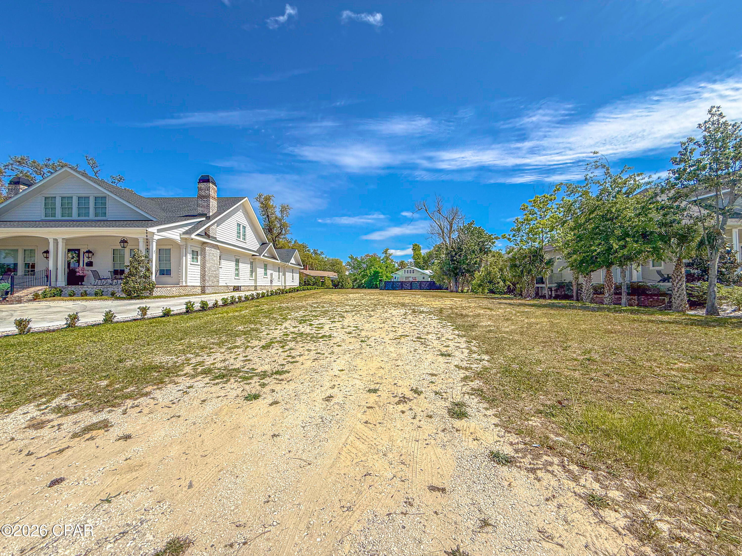 main property photo 29