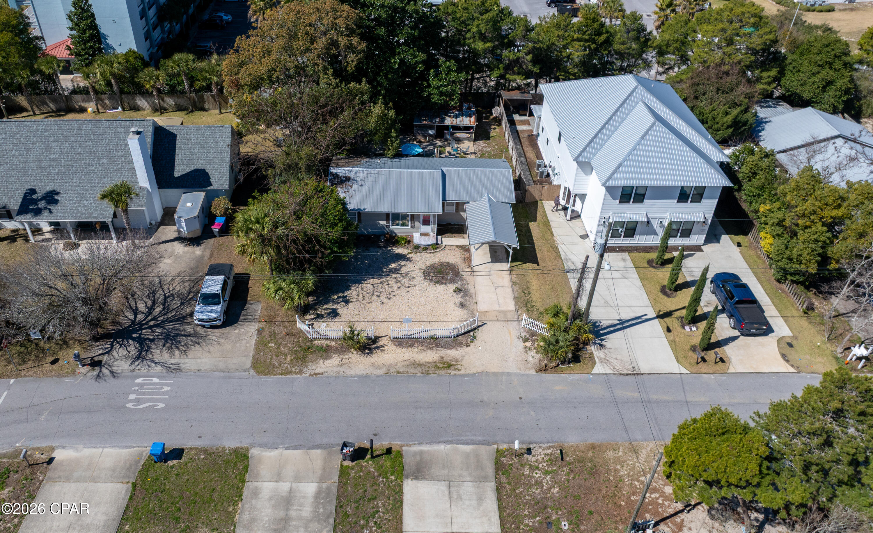 main property photo 37