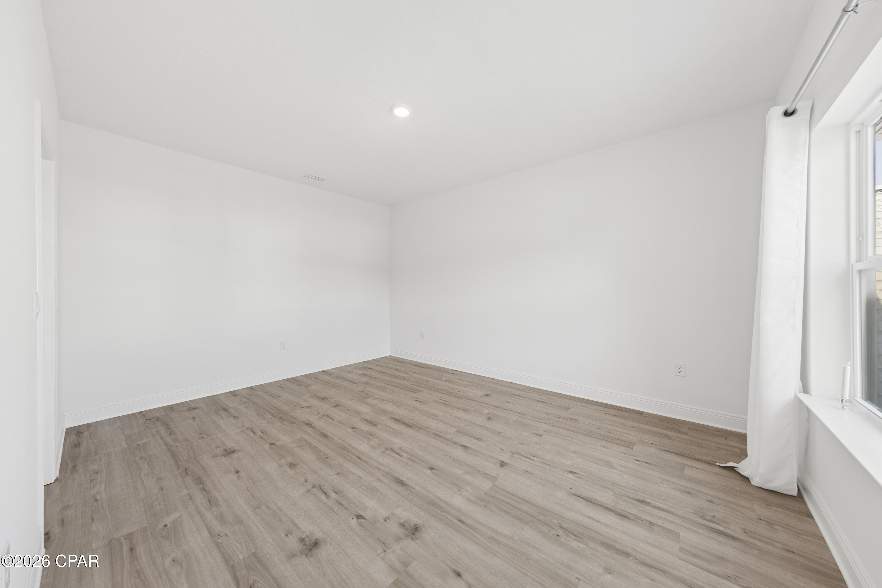 main property photo 79