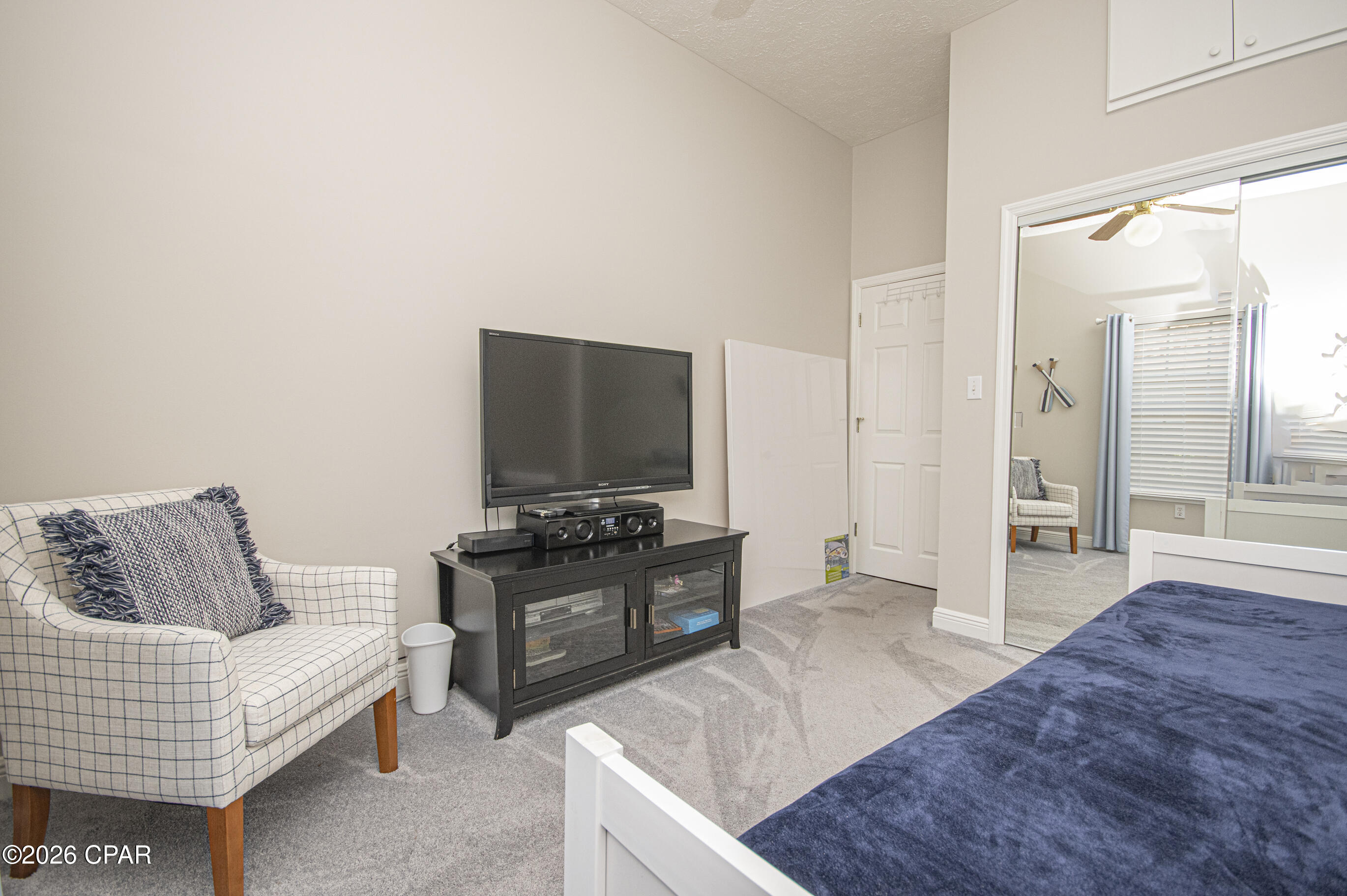 main property photo 78