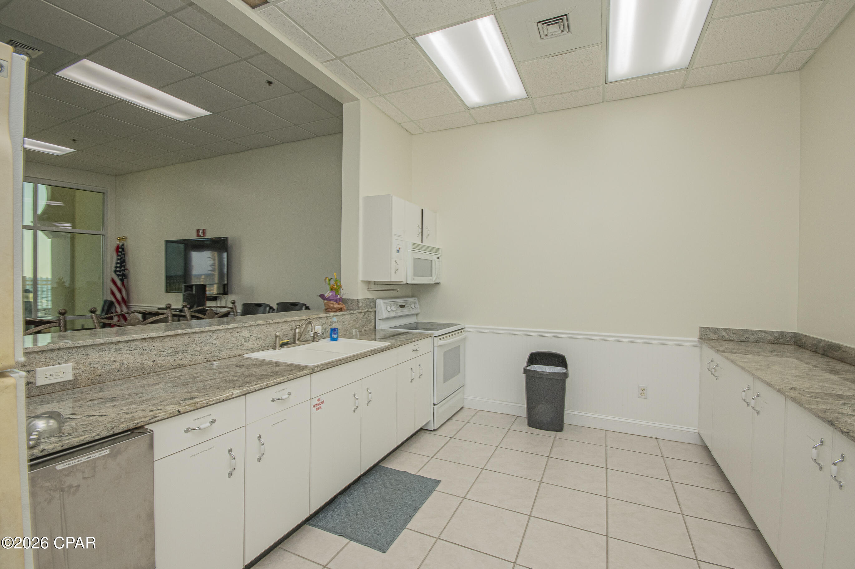 main property photo 60