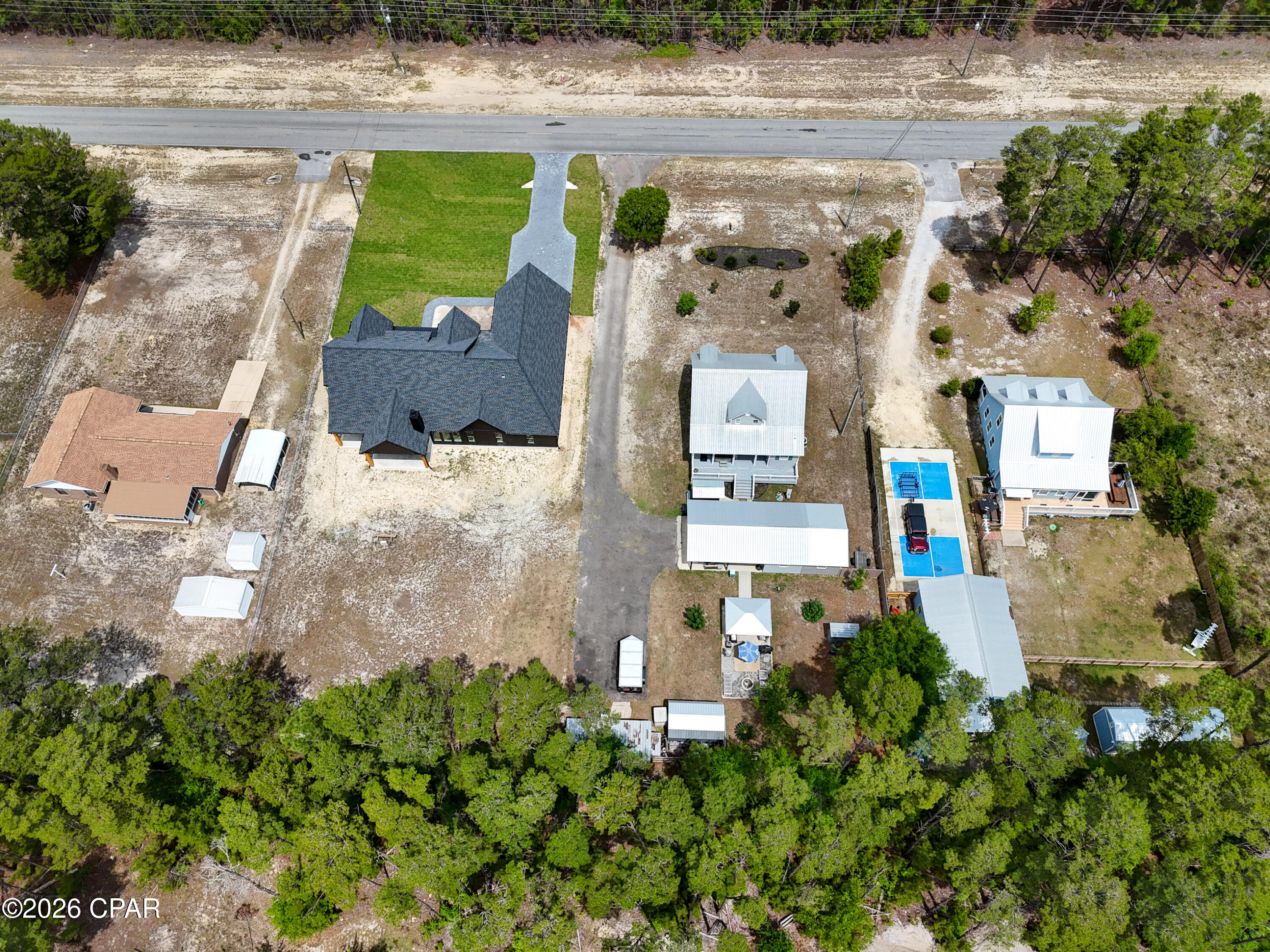 main property photo 9