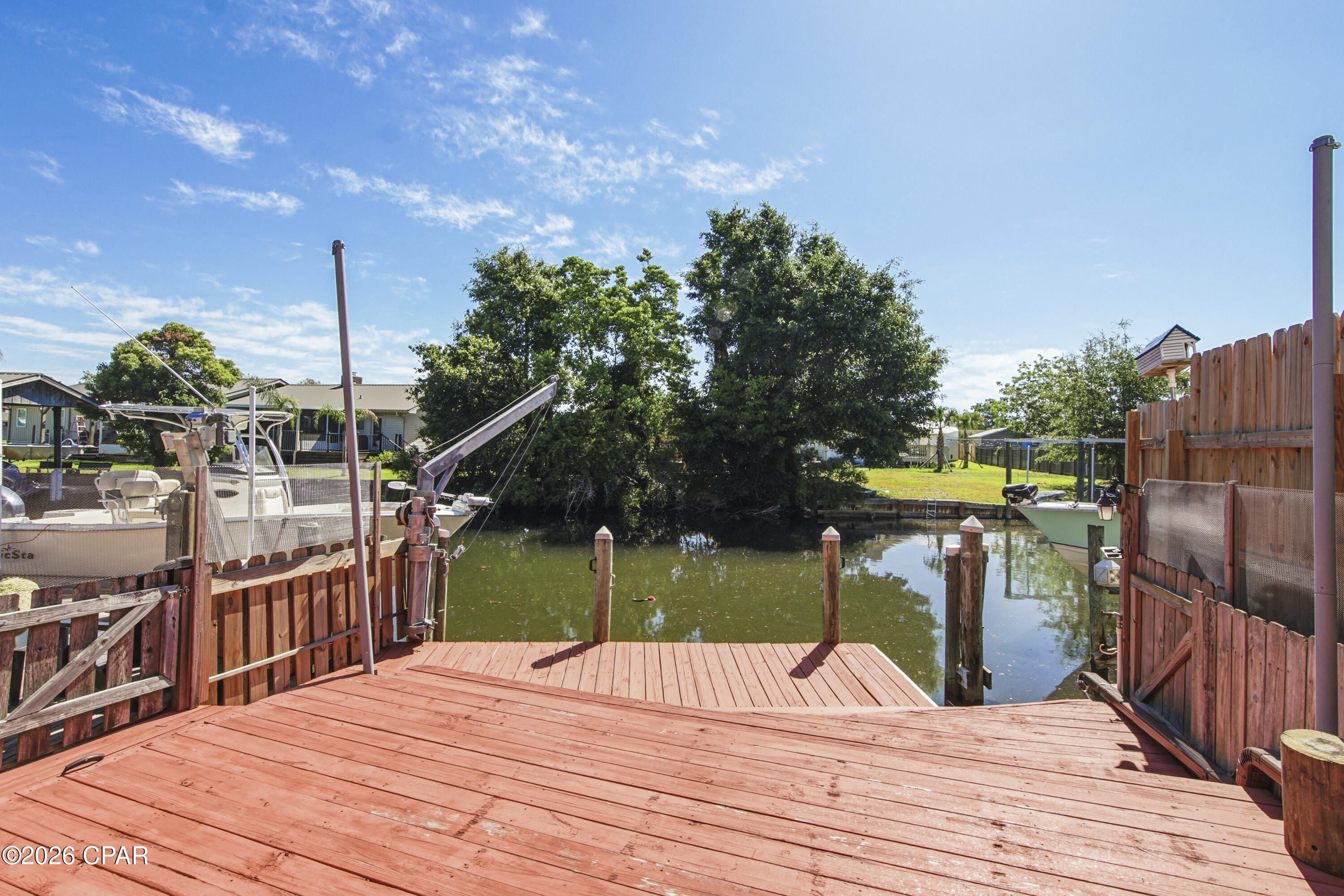 main property photo 28