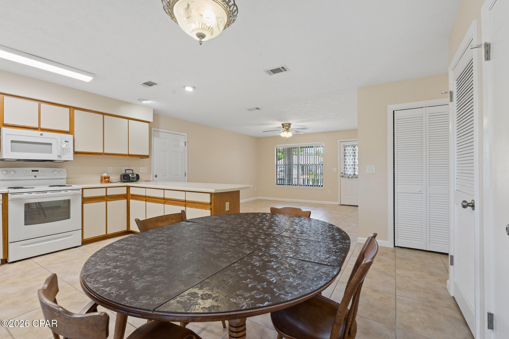 property viewer photo 15