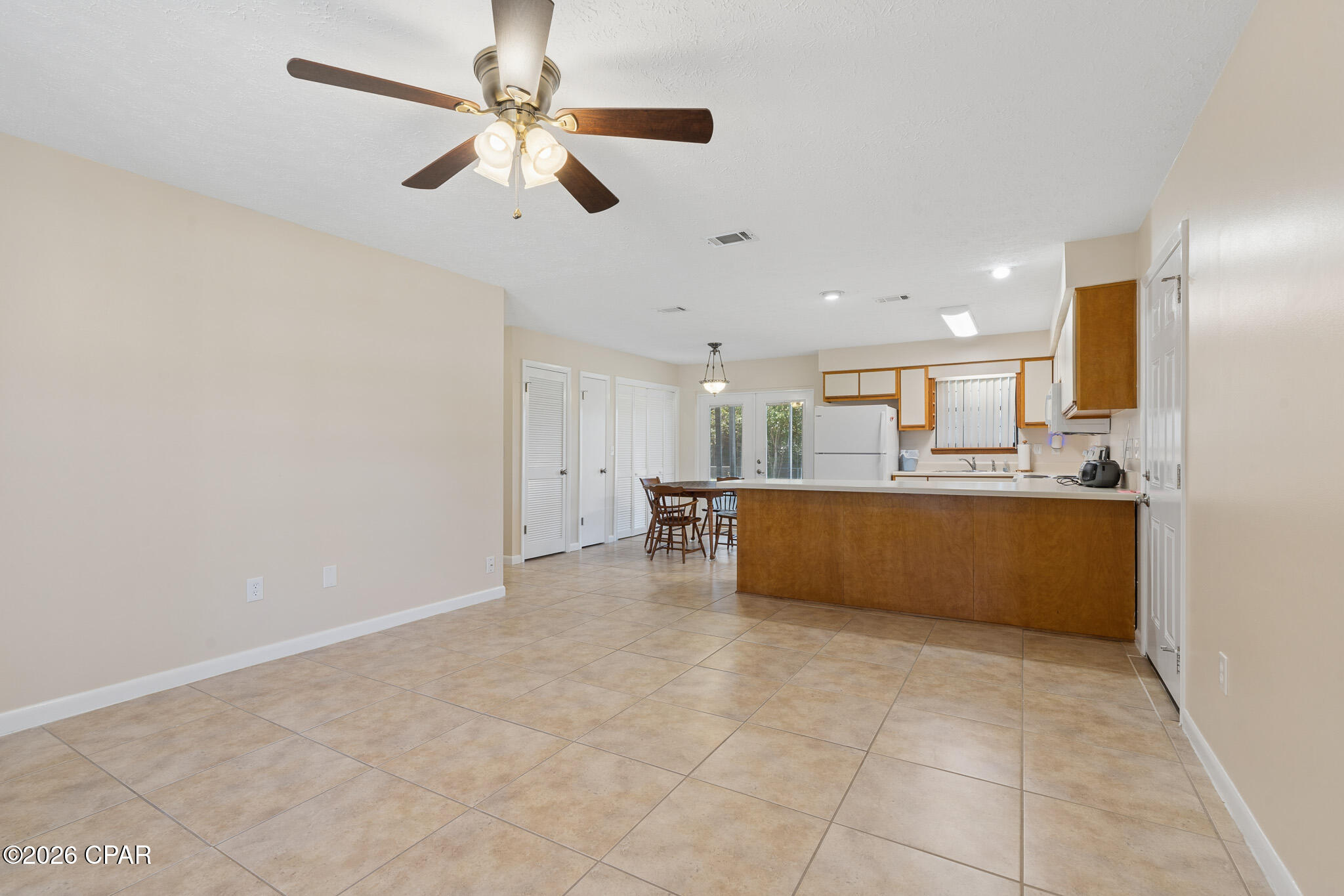 property viewer photo 4