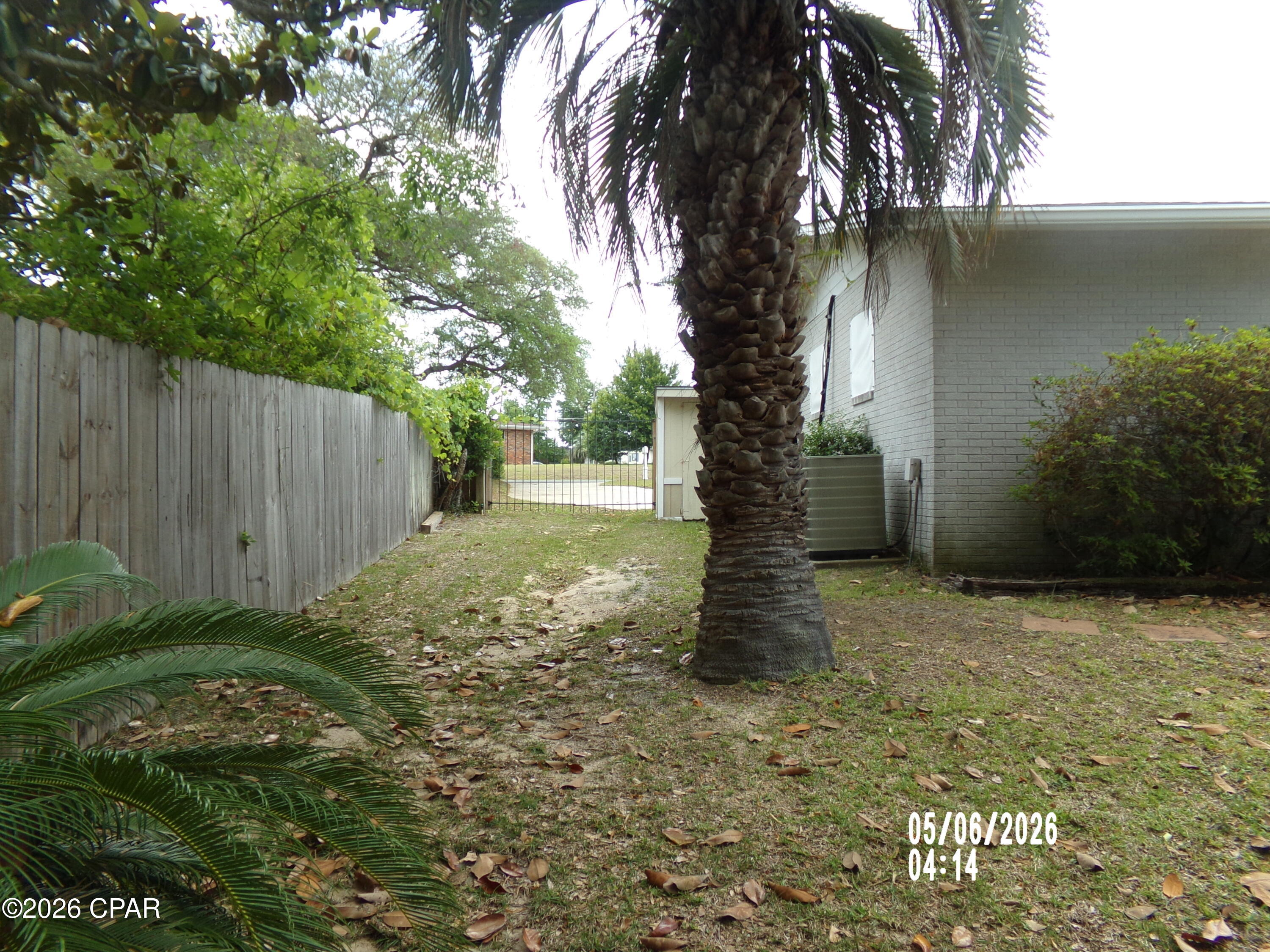 main property photo 40