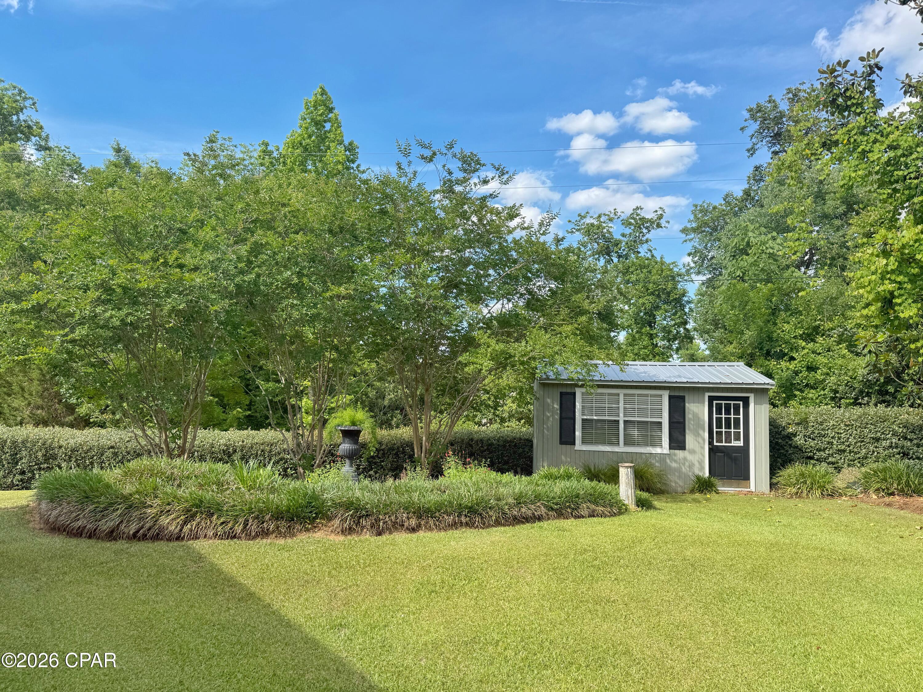 main property photo 41