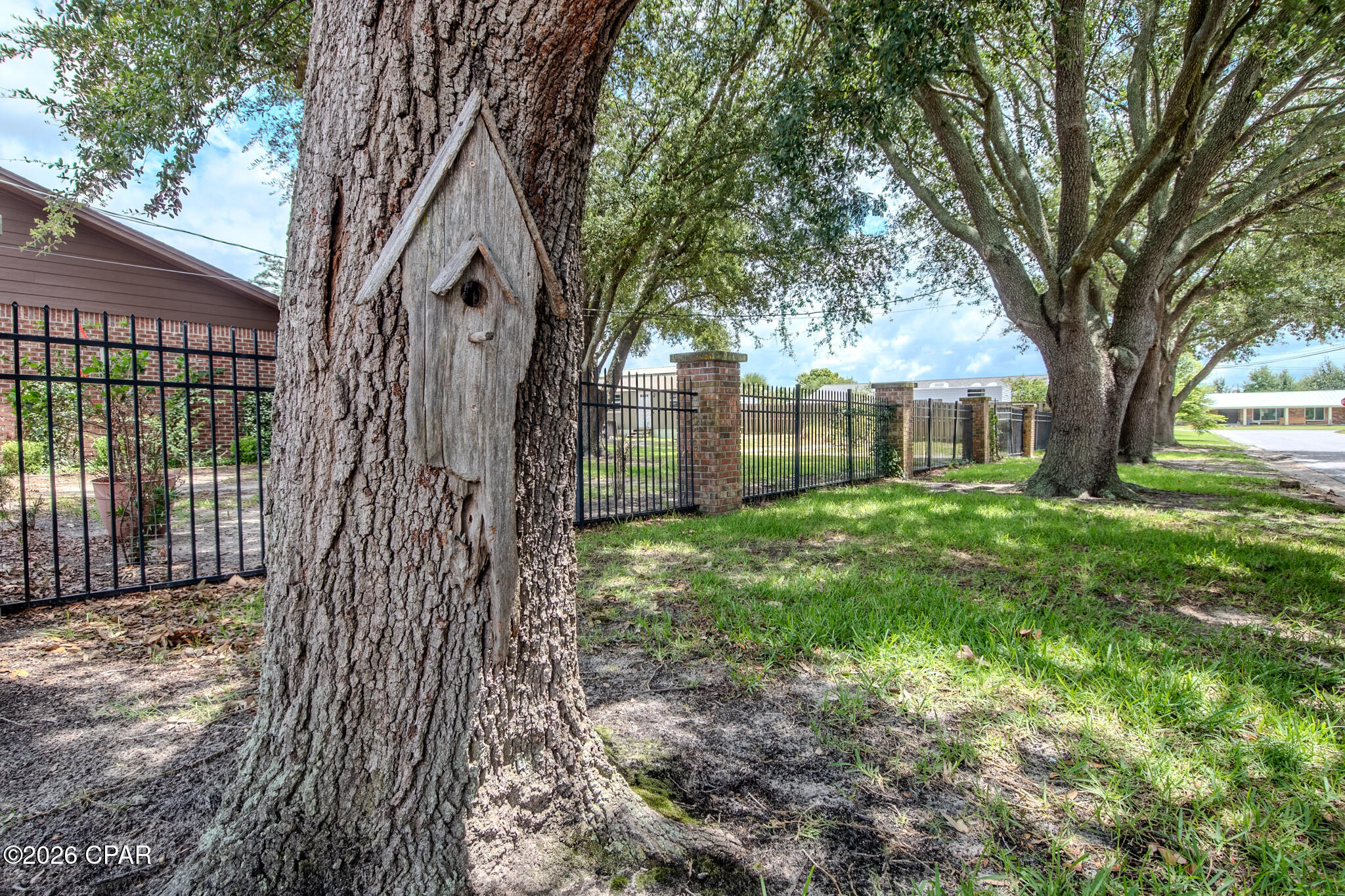 main property photo 35