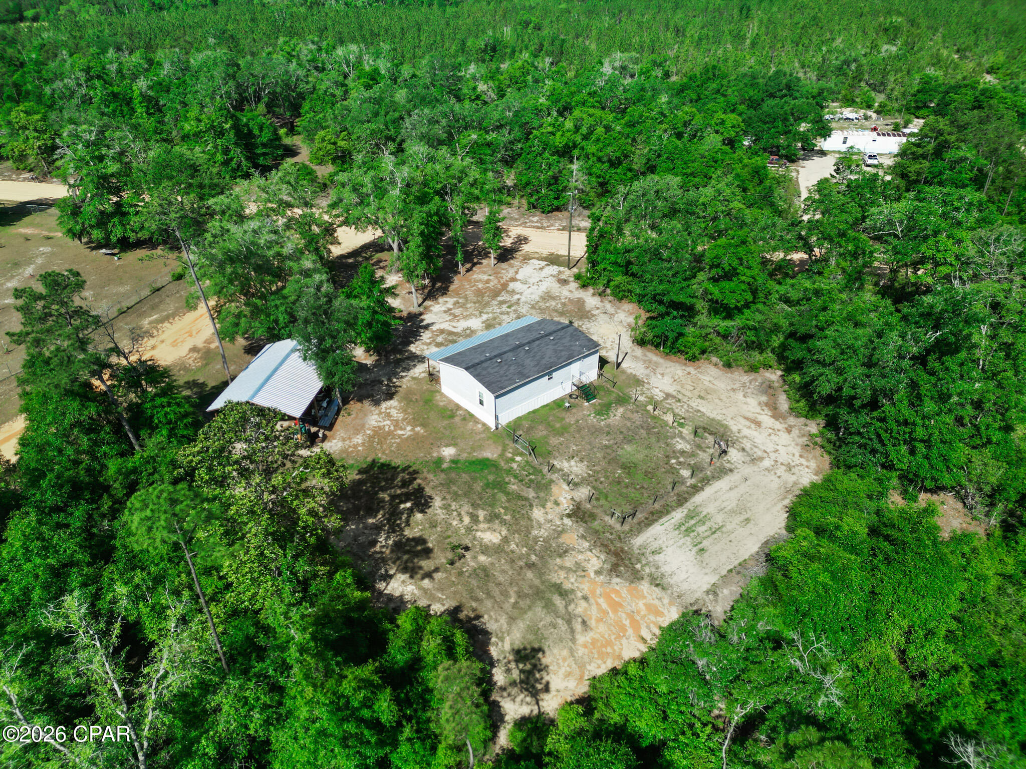 main property photo 33