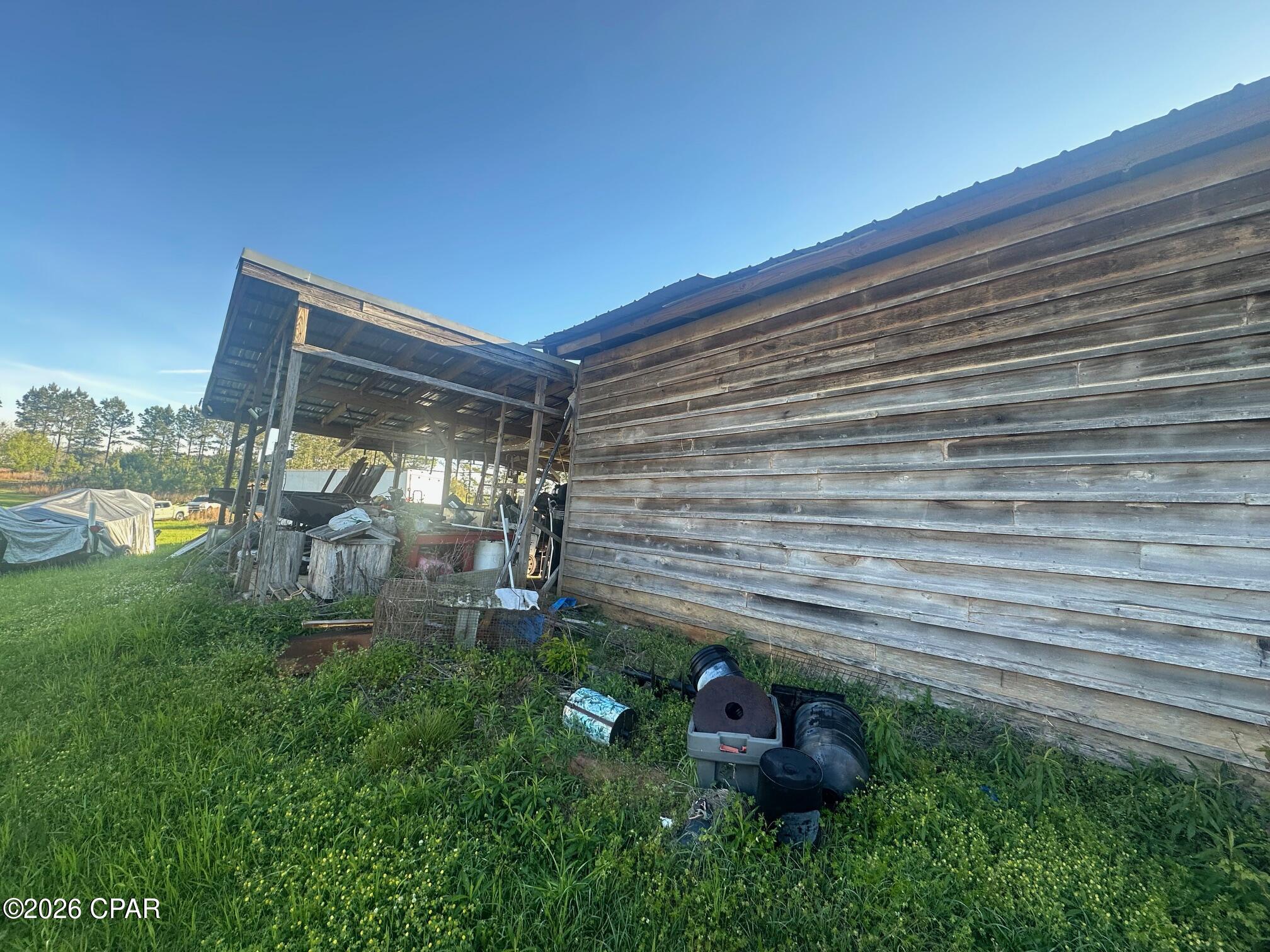main property photo 10