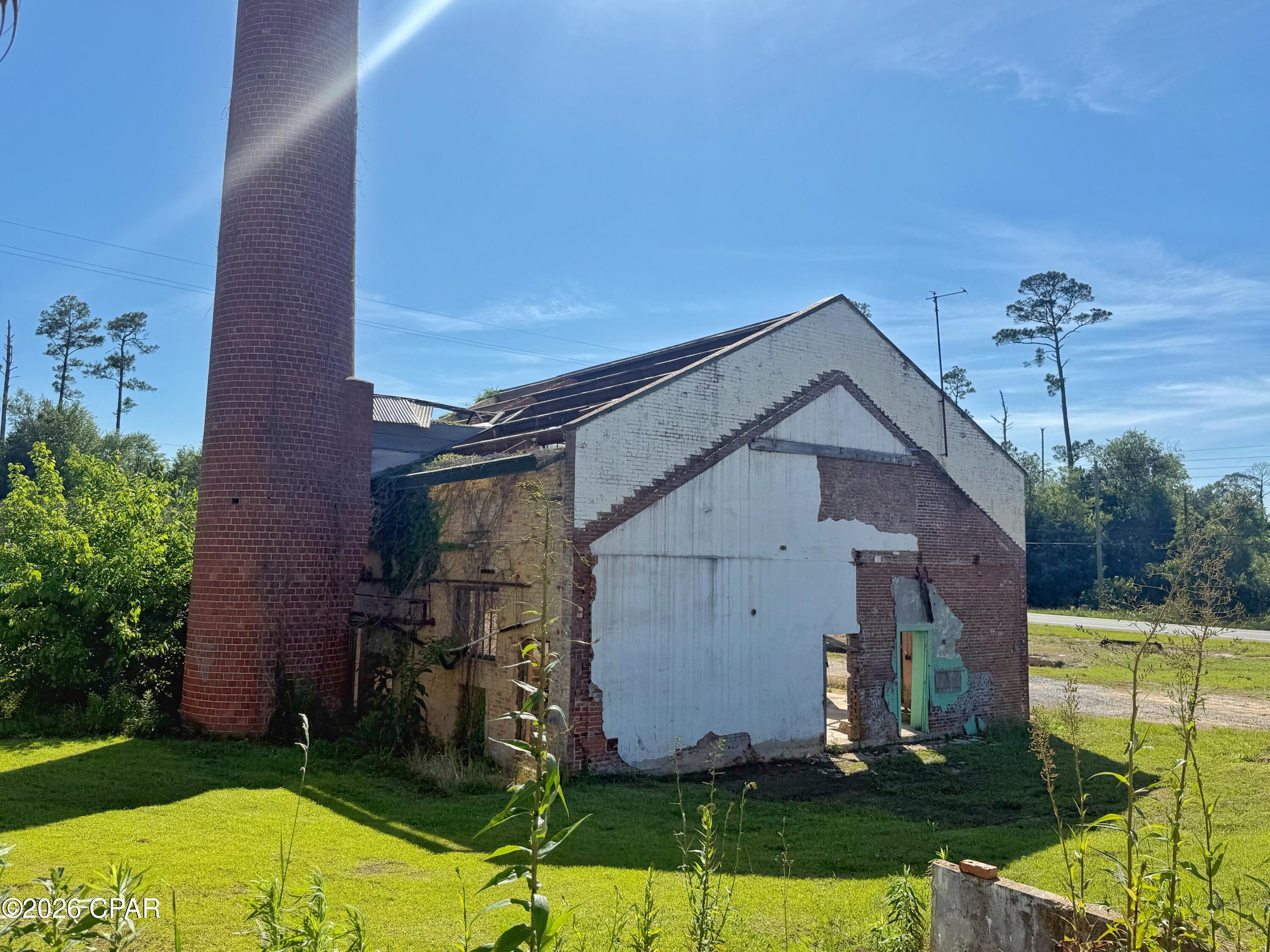 main property photo 8