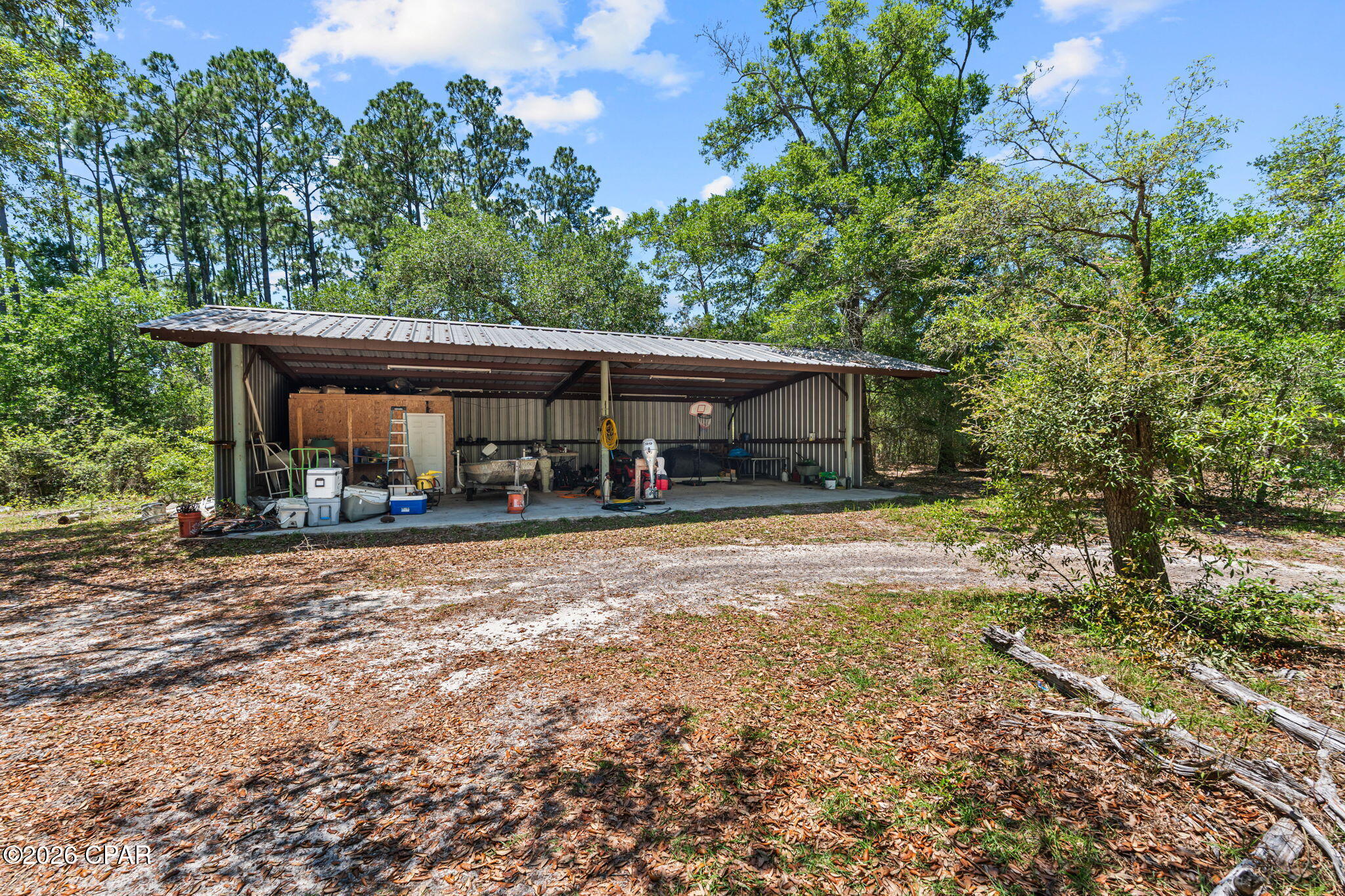 main property photo 31
