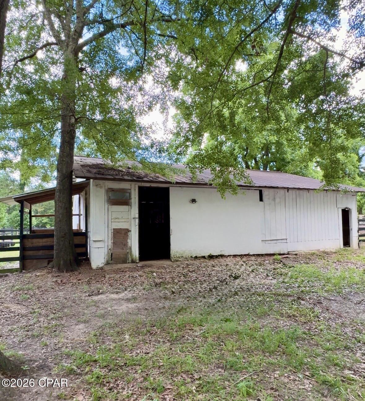 main property photo 41
