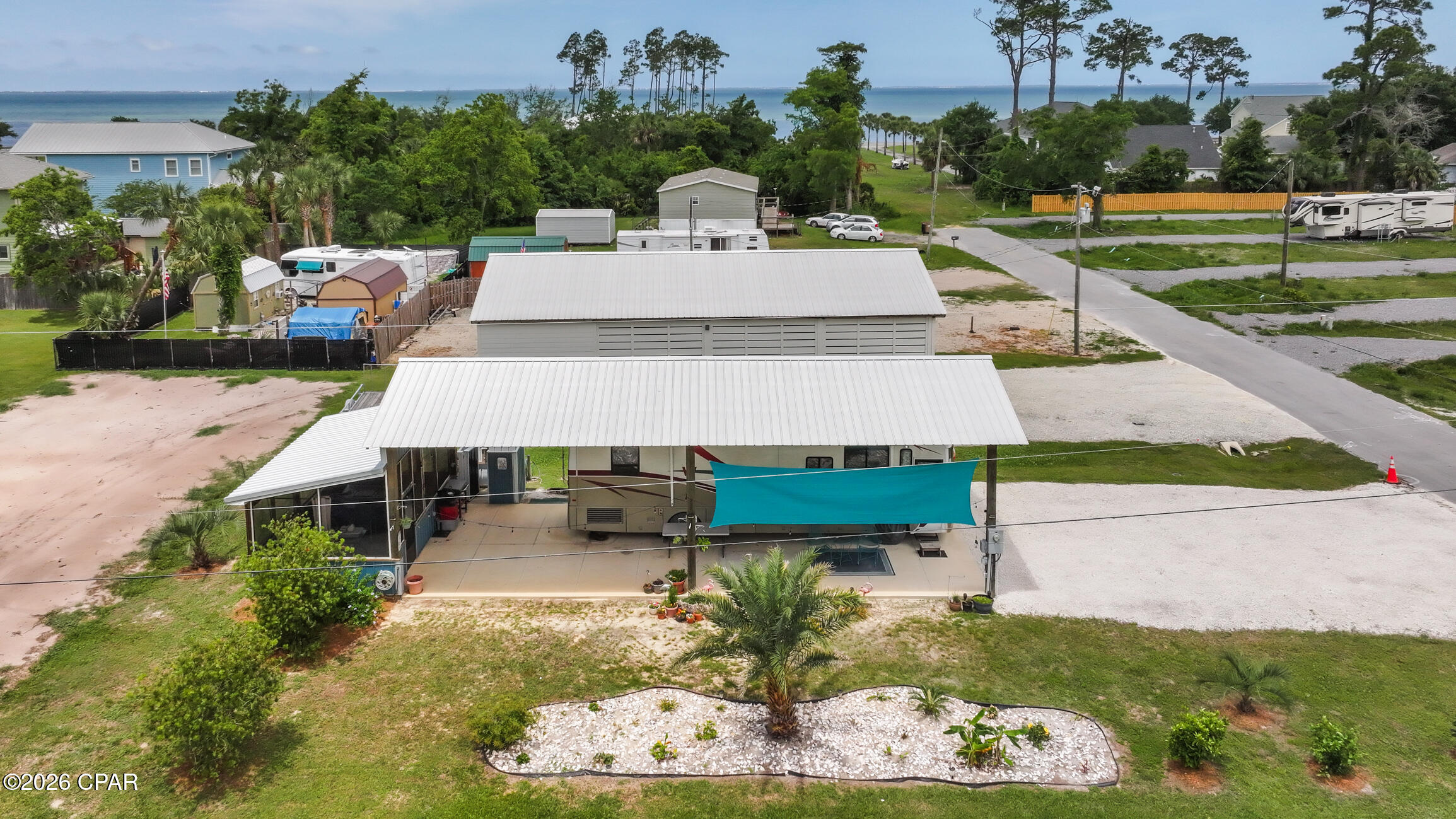 main property photo 14